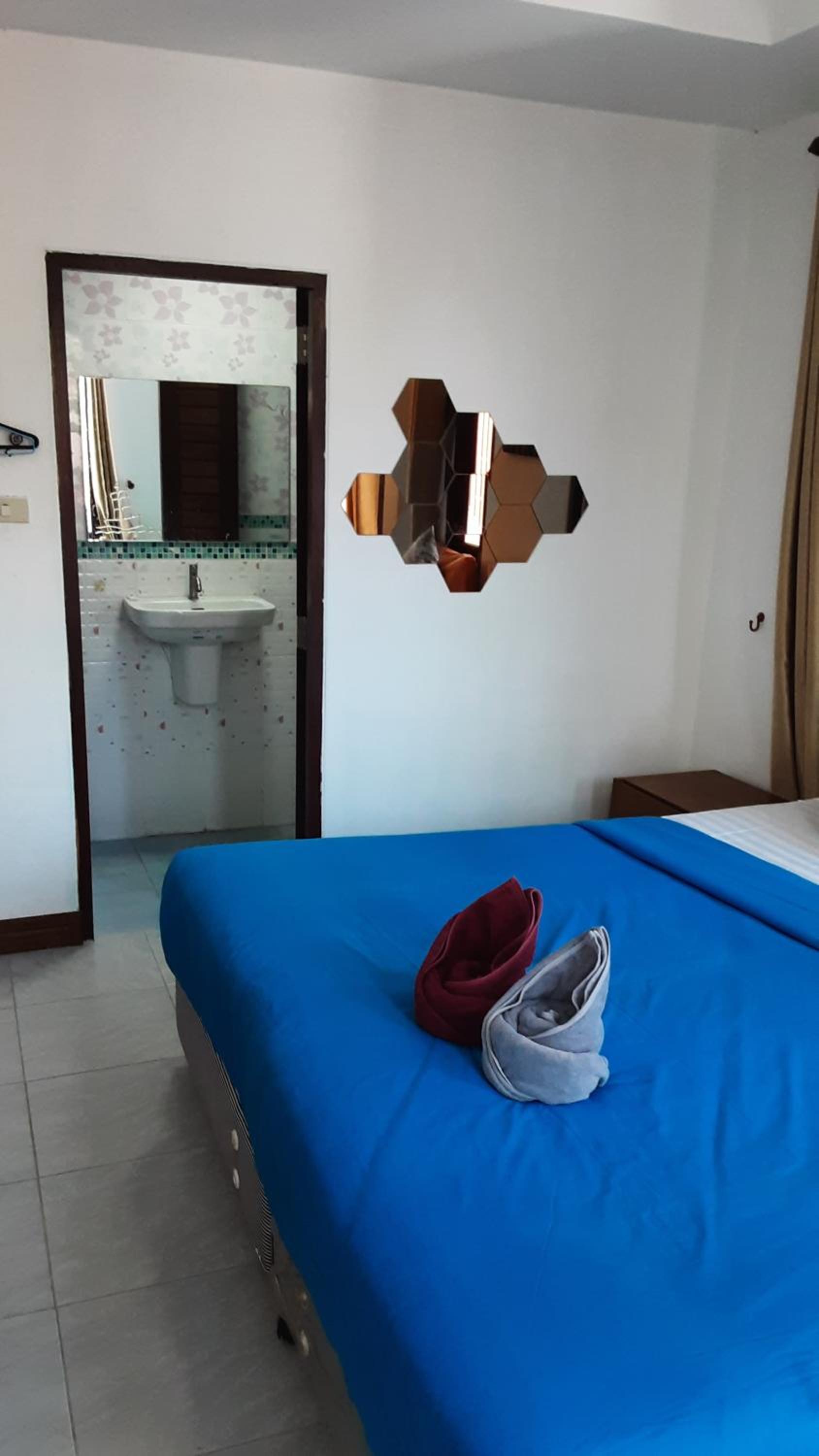Large Single Room photo 2