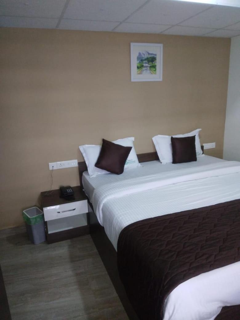 Deluxe Room - Photo 1