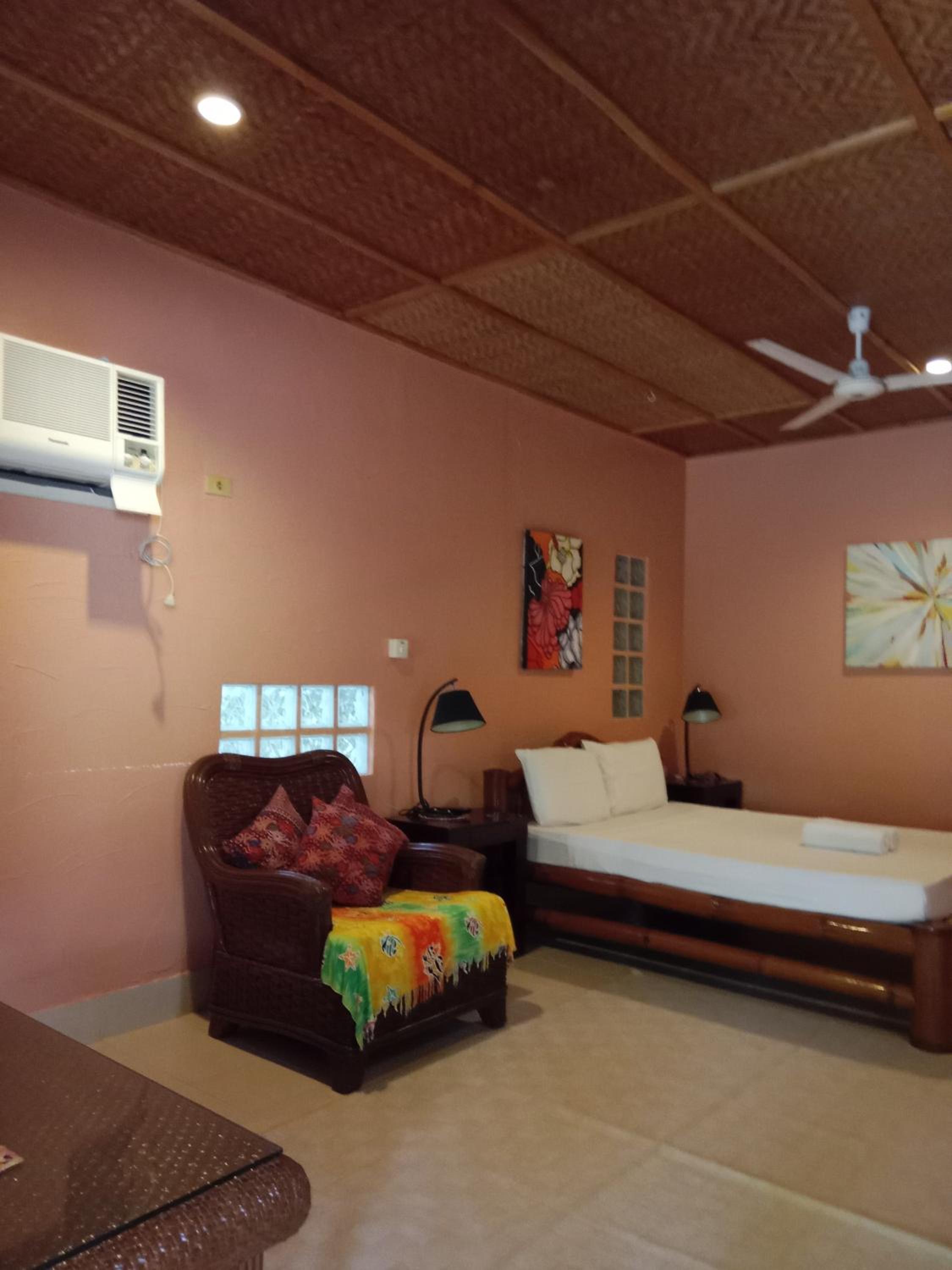 Deluxe Double Room with Shower - Photo 1