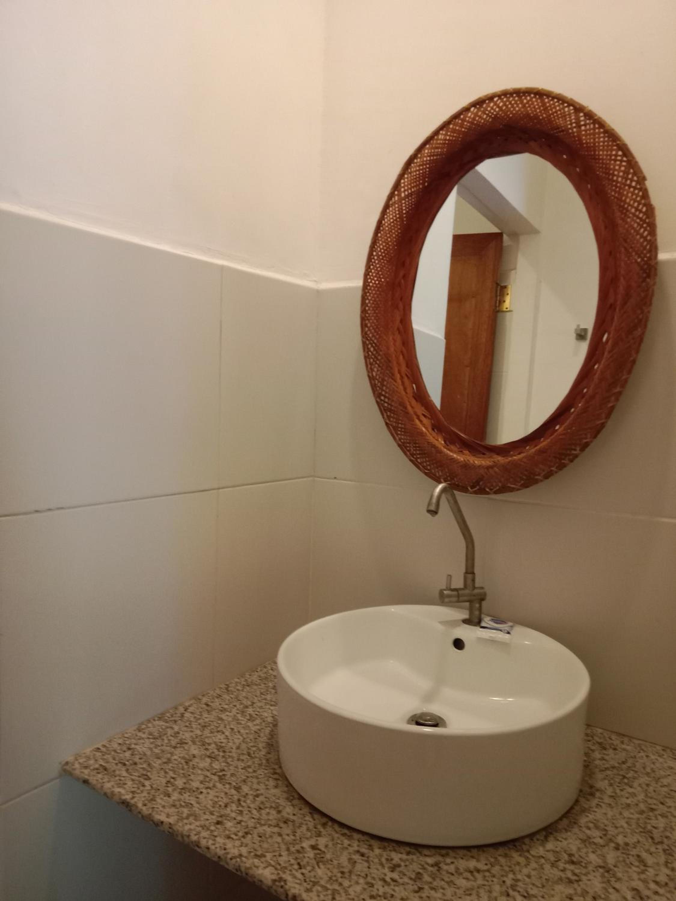 Deluxe Double Room with Shower - Photo 3