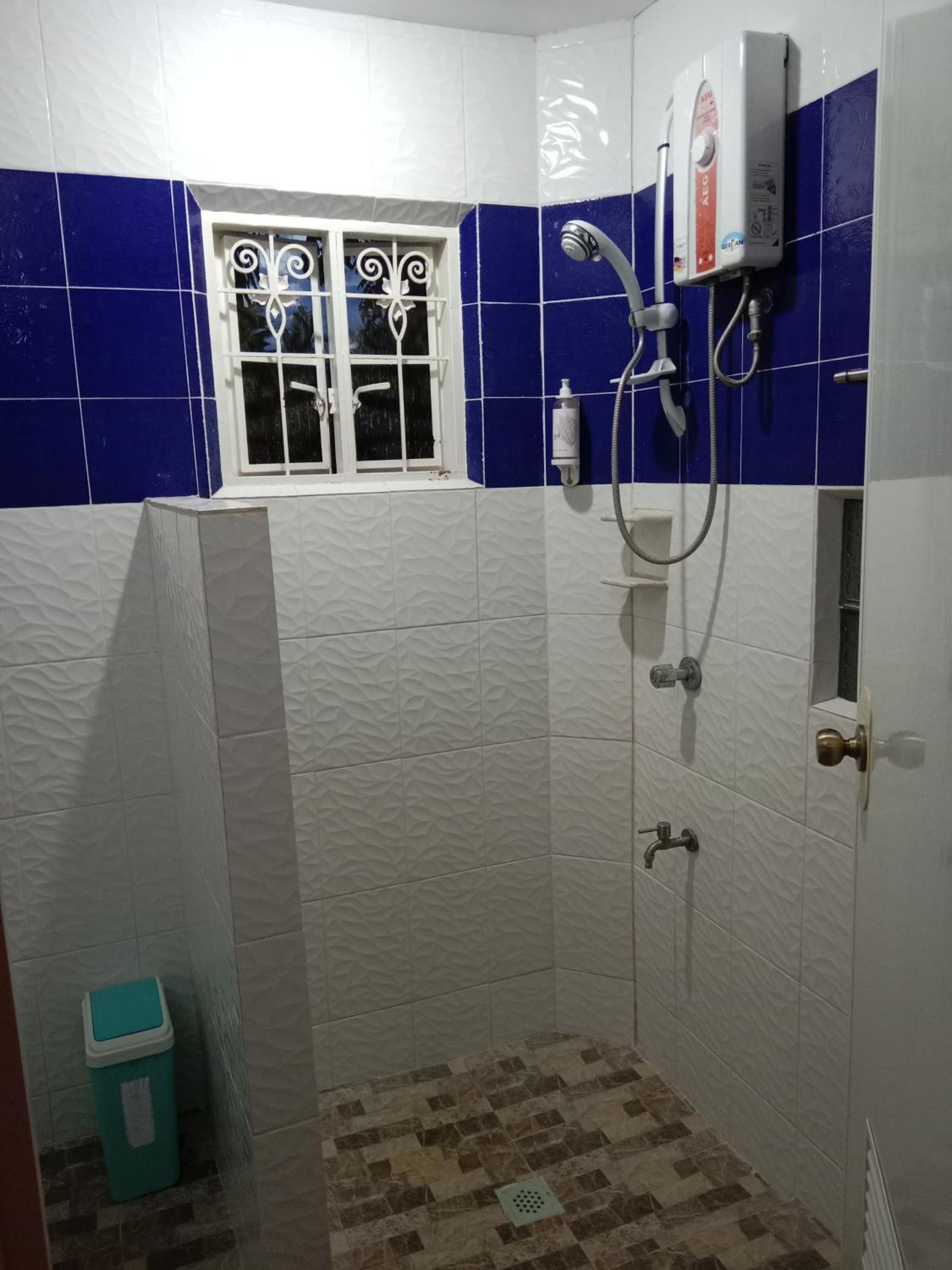 Deluxe Queen Room - Photo 3