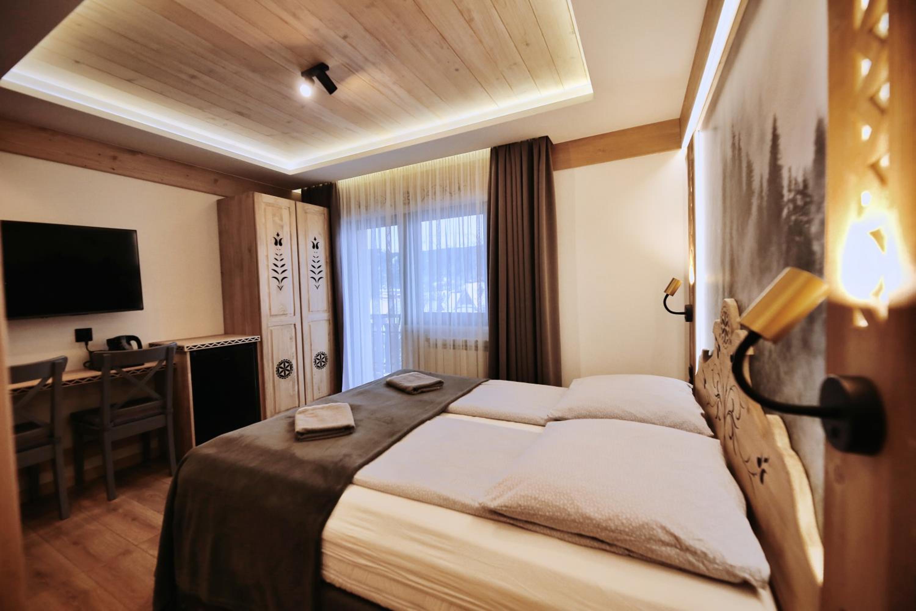 Superior Room with Mountain View