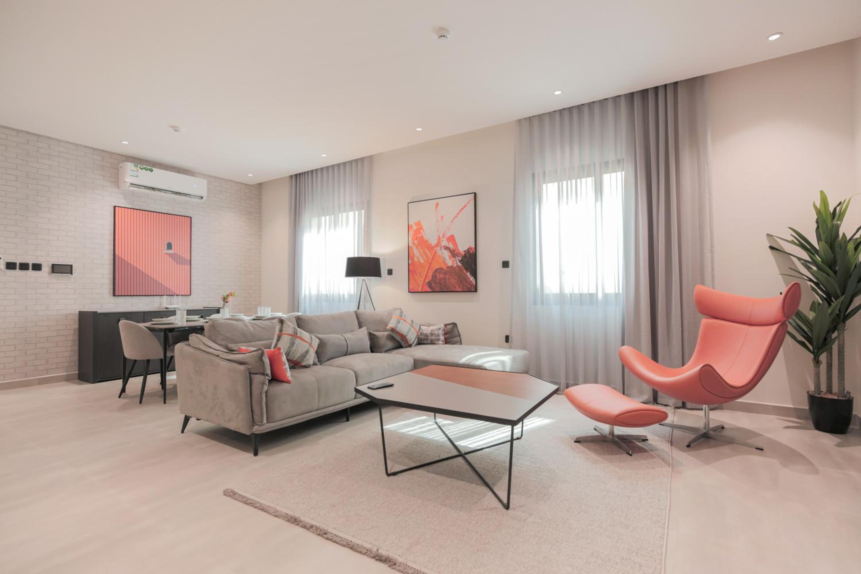 Three-Bedroom Superior Apartment