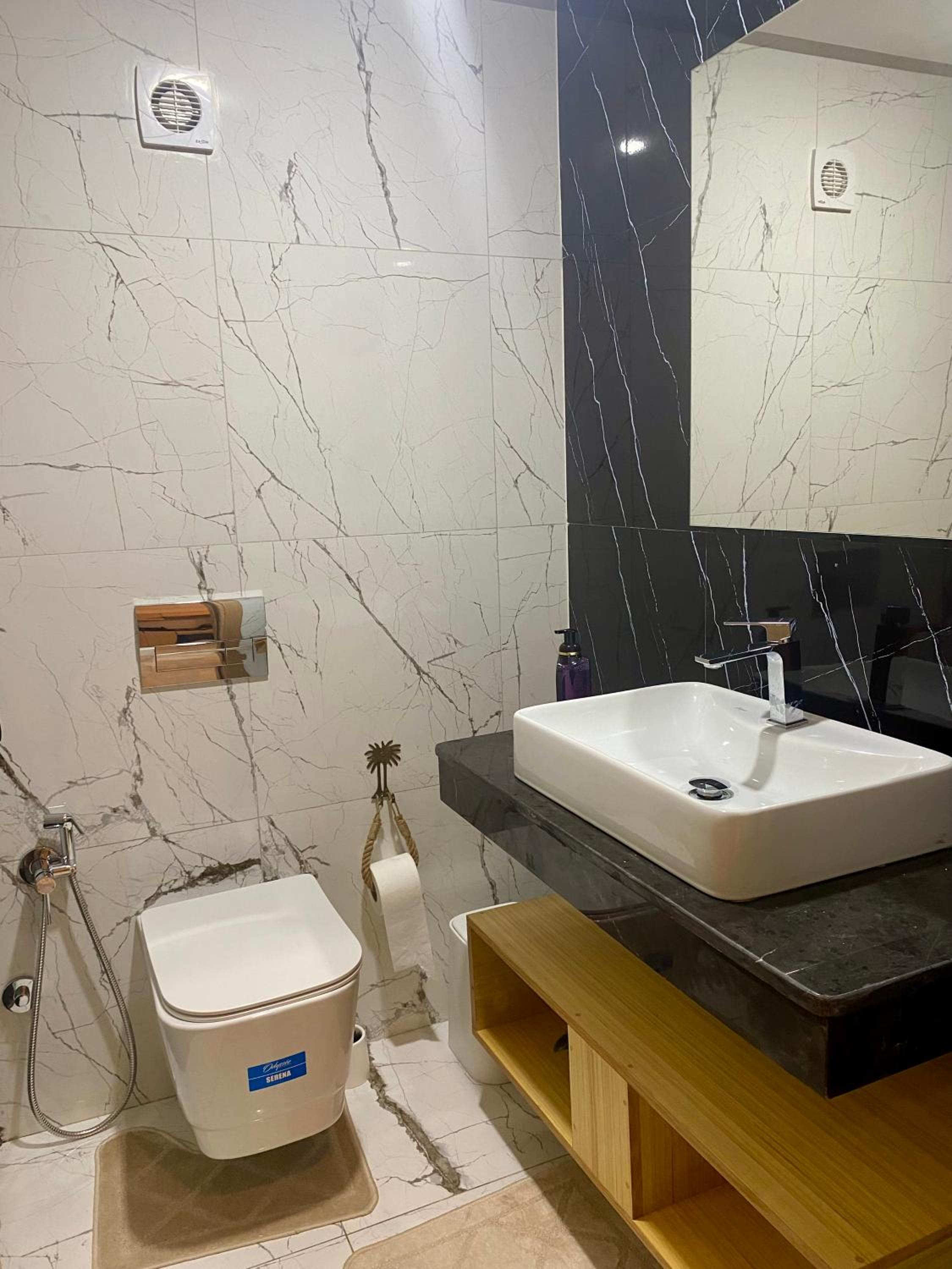 Studio Apartment photo 3