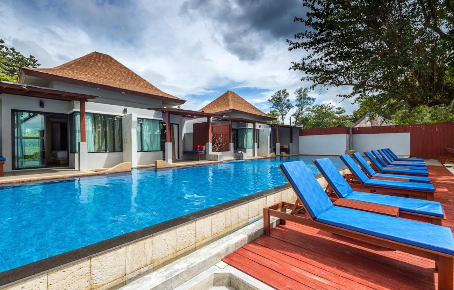 Beach Front Pool Access - Photo 8