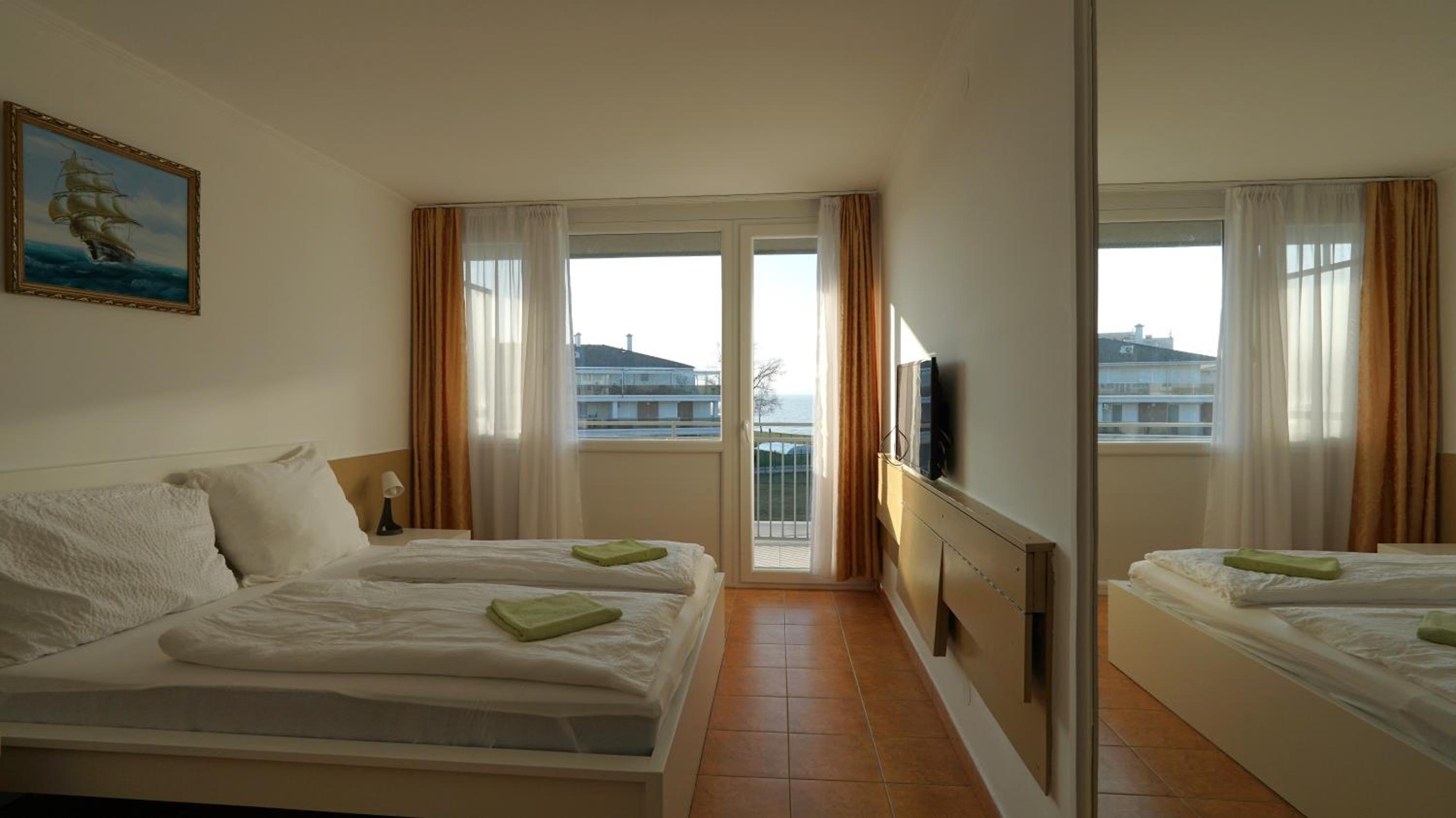 Double Room with Balcony and Air Condition