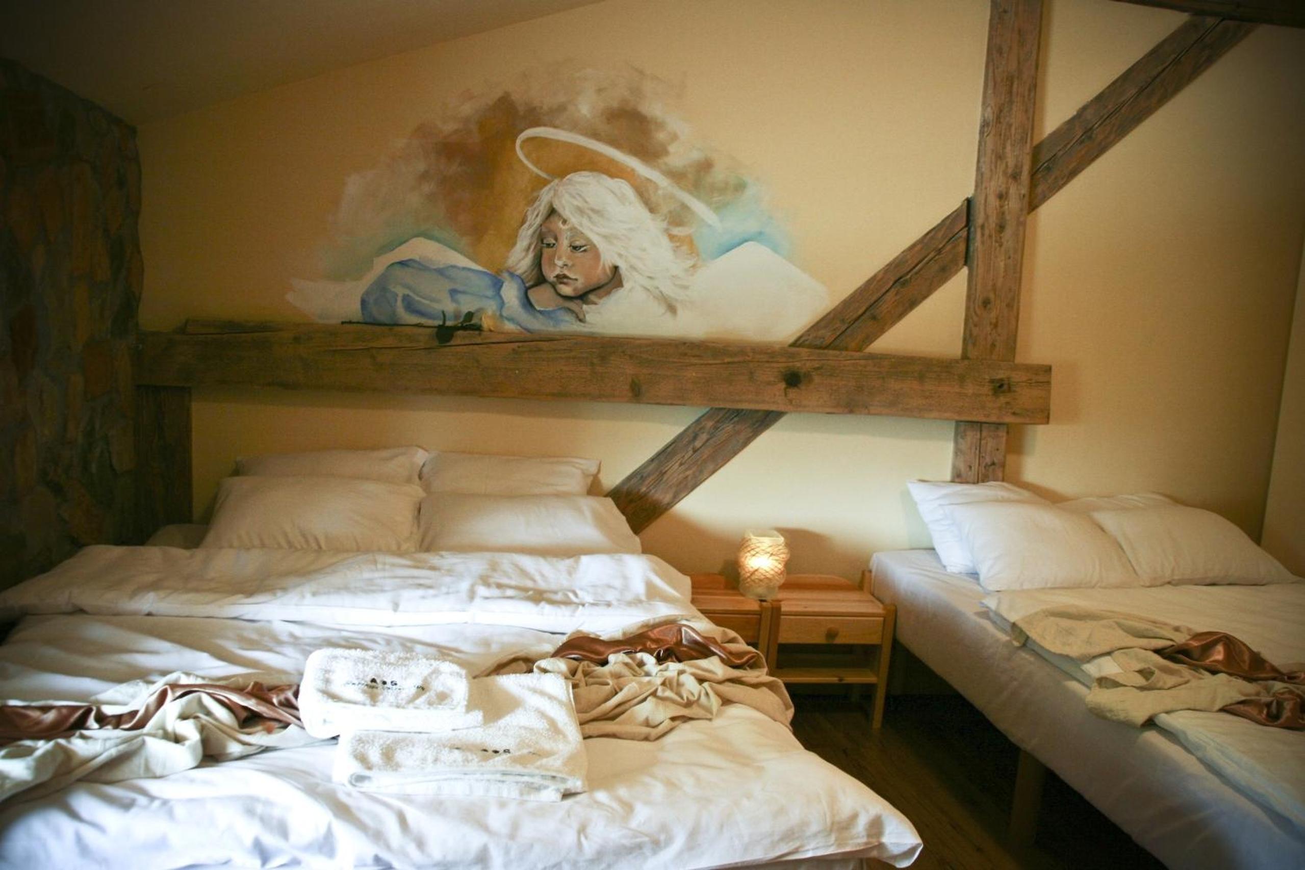 Double Room with Bathroom - Photo 1