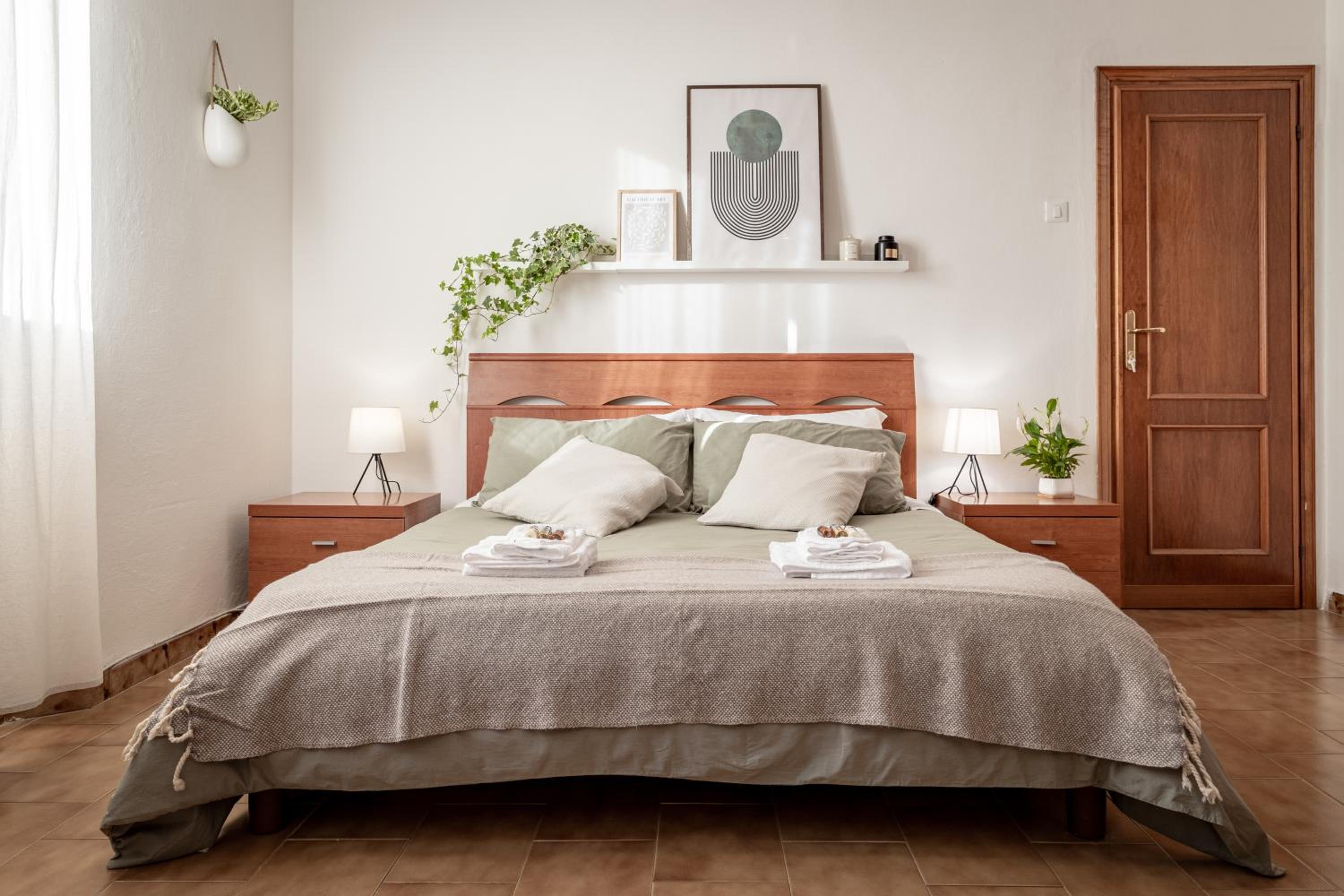 Double Room With Shared Bathroom