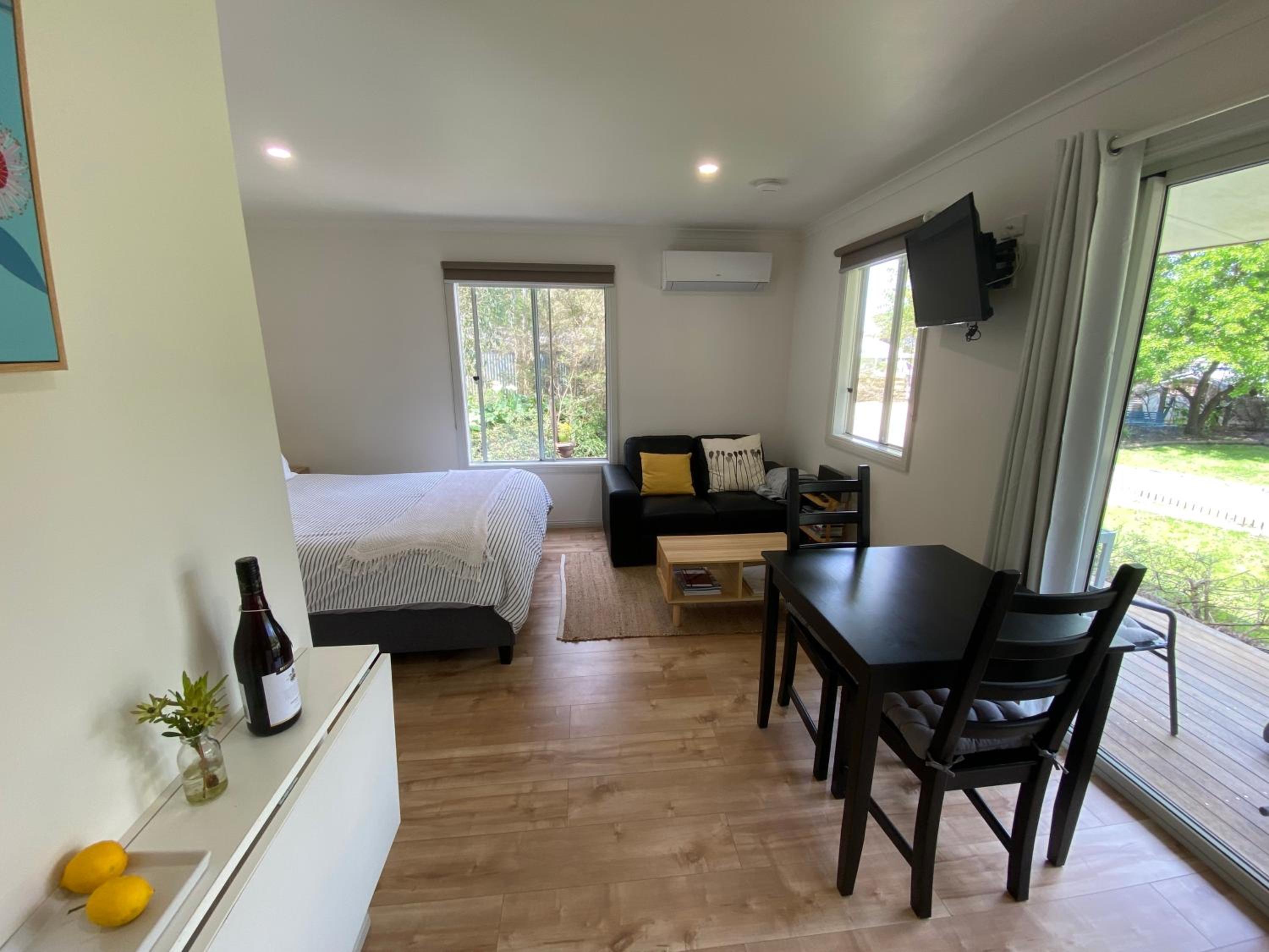 Studio Cottage photo 1