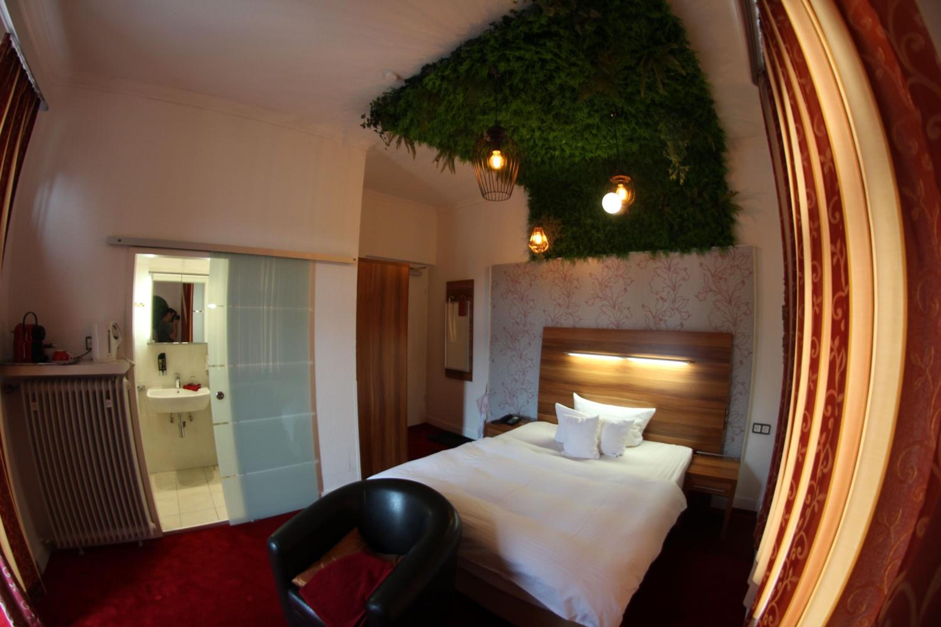 Comfort Single Room