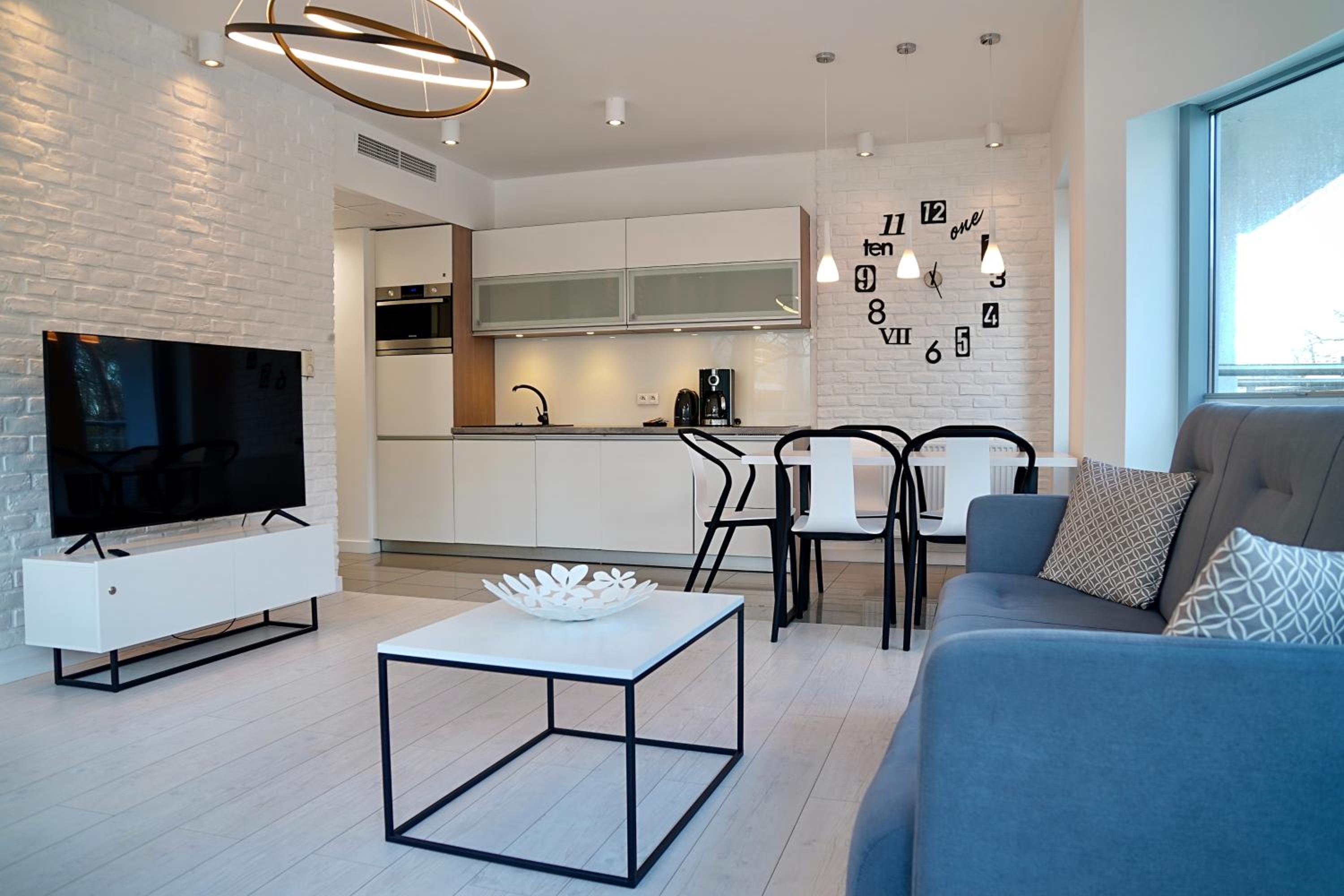 Superior One-Bedroom Apartment photo 2