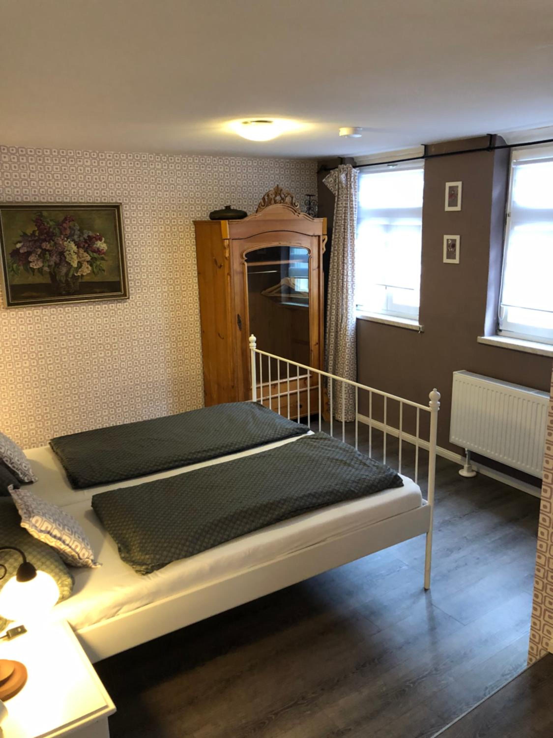 One-Bedroom Apartment - Photo 10