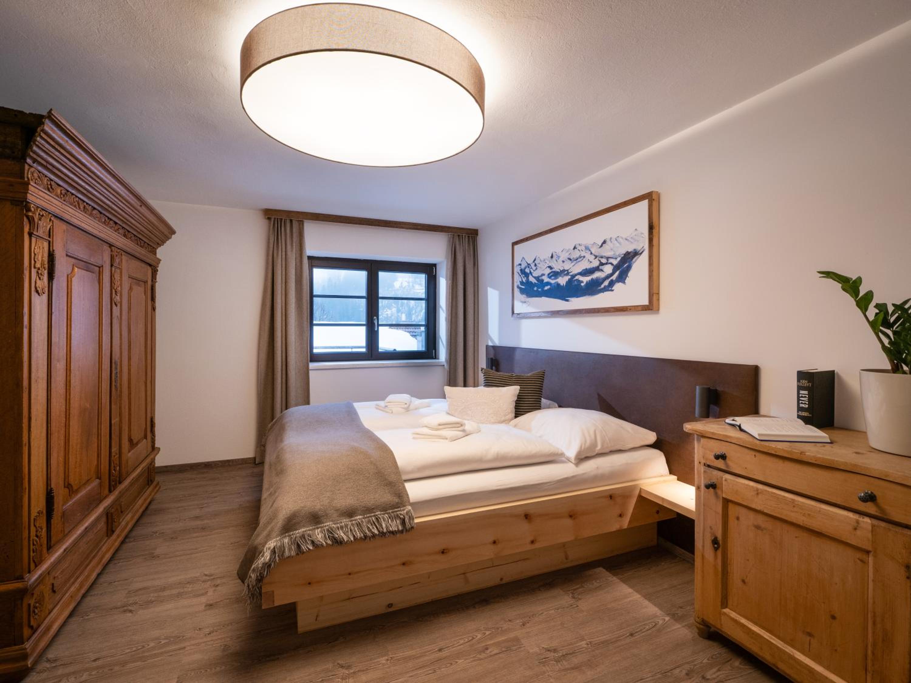 Two-Bedroom Apartment - Photo 3