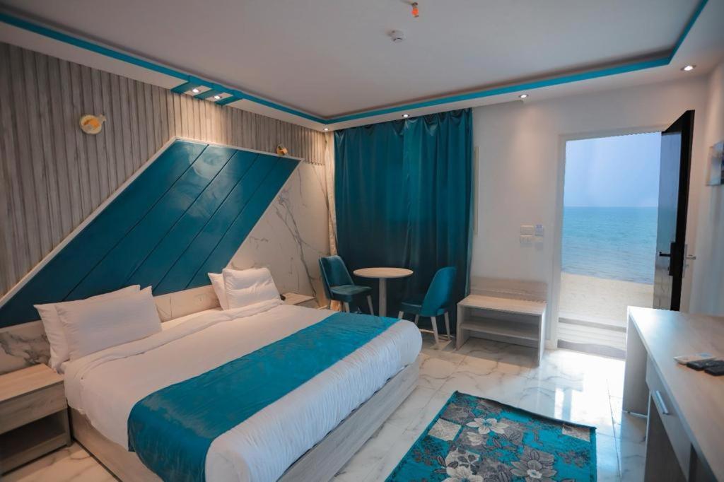 Deluxe Single Room with Sea View photo 2