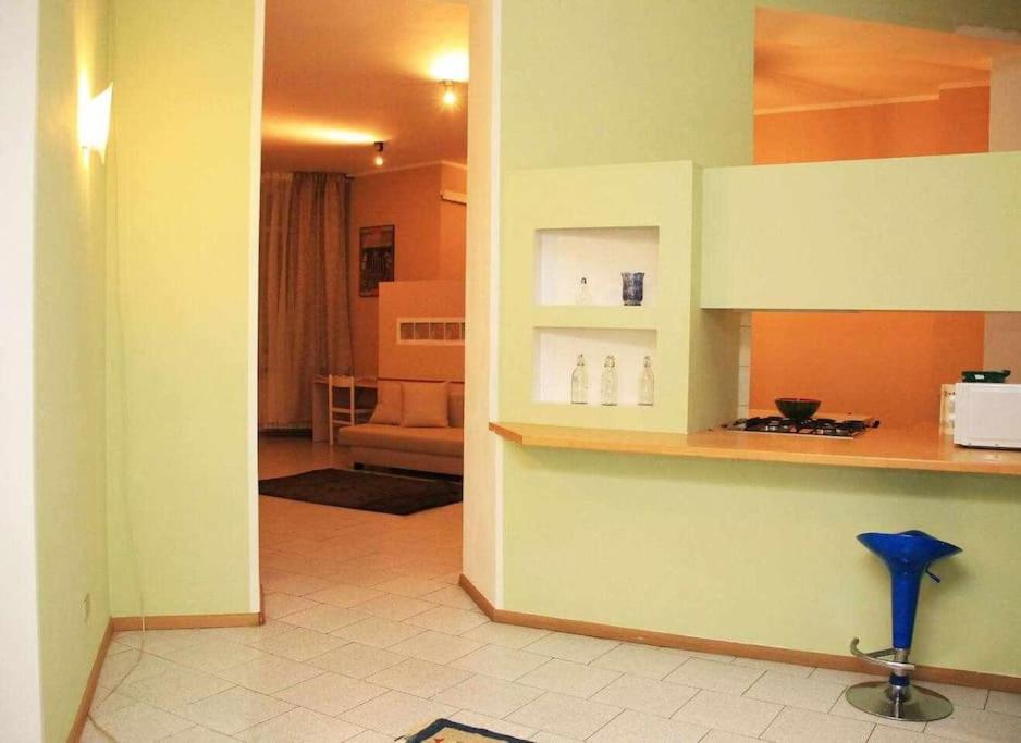 One-Bedroom Apartment photo 2