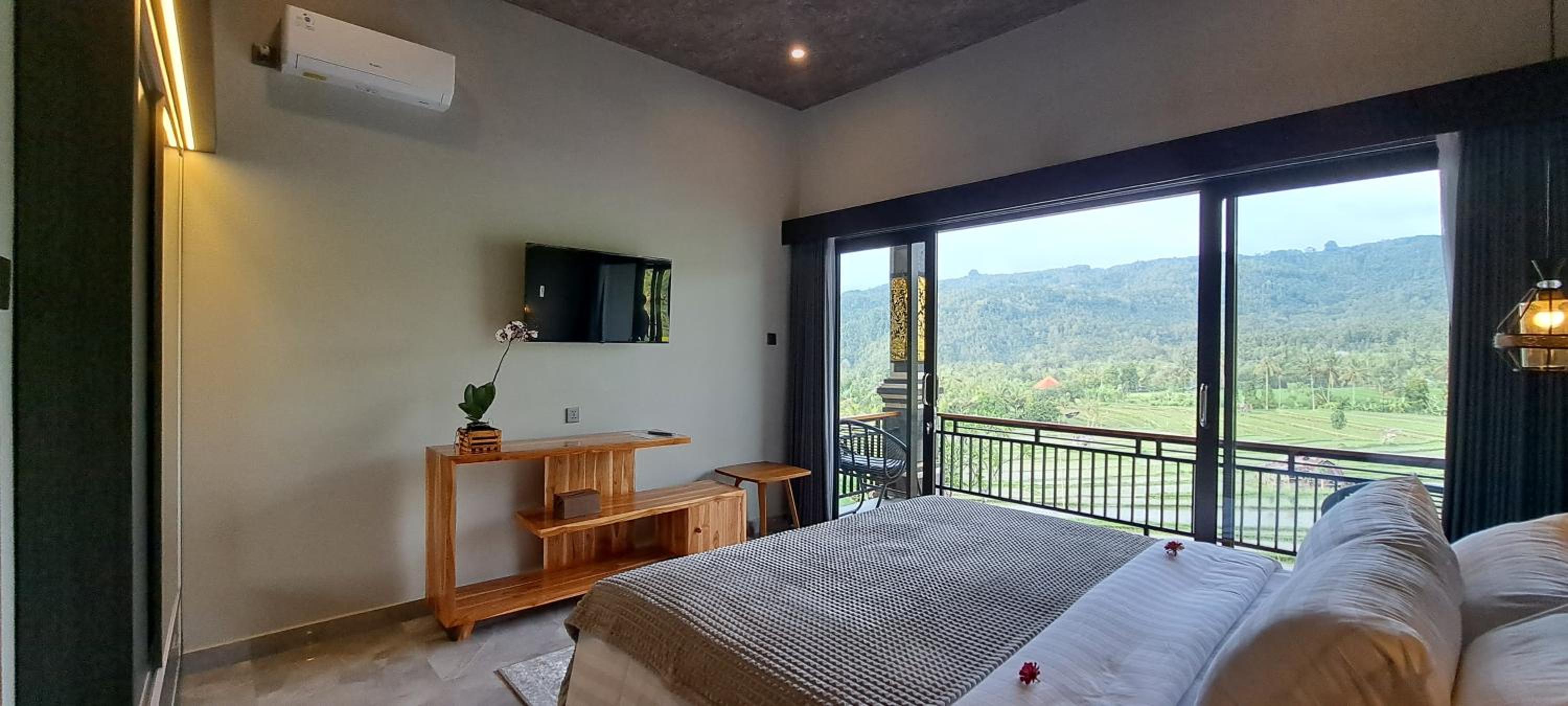 One-Bedroom Villa