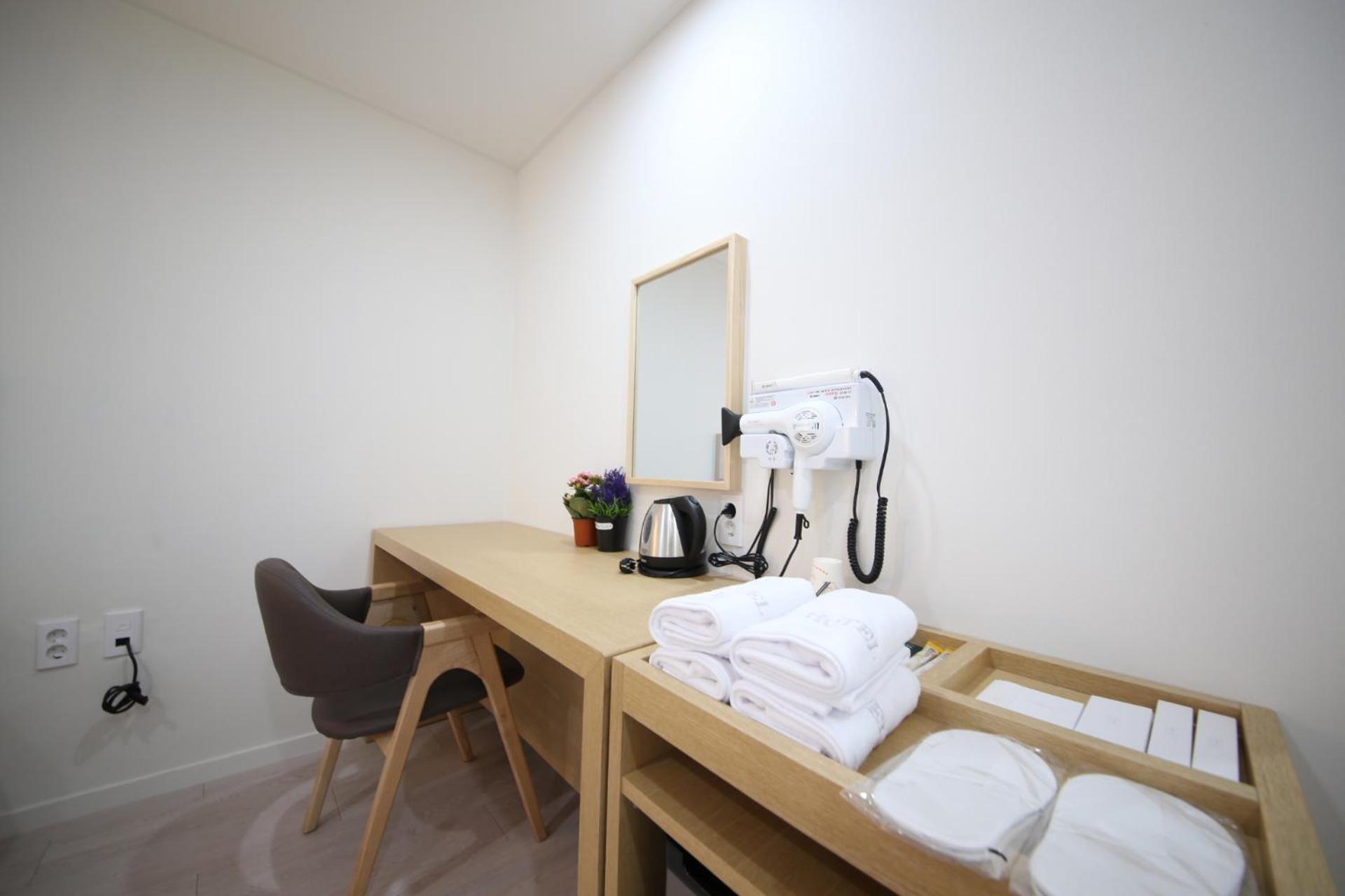 Standard Double Room photo 2