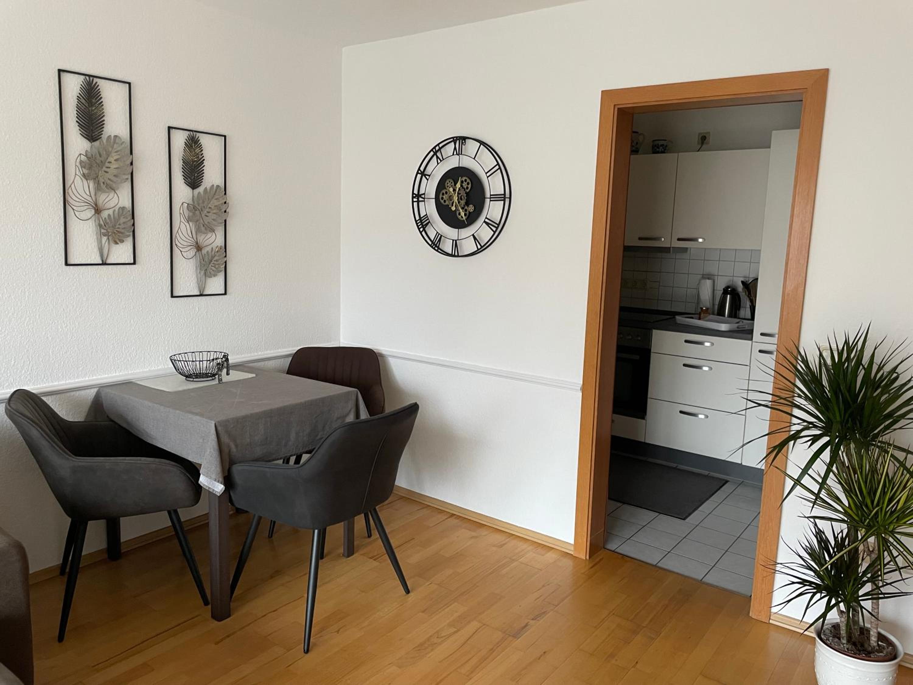 One-Bedroom Apartment photo 2