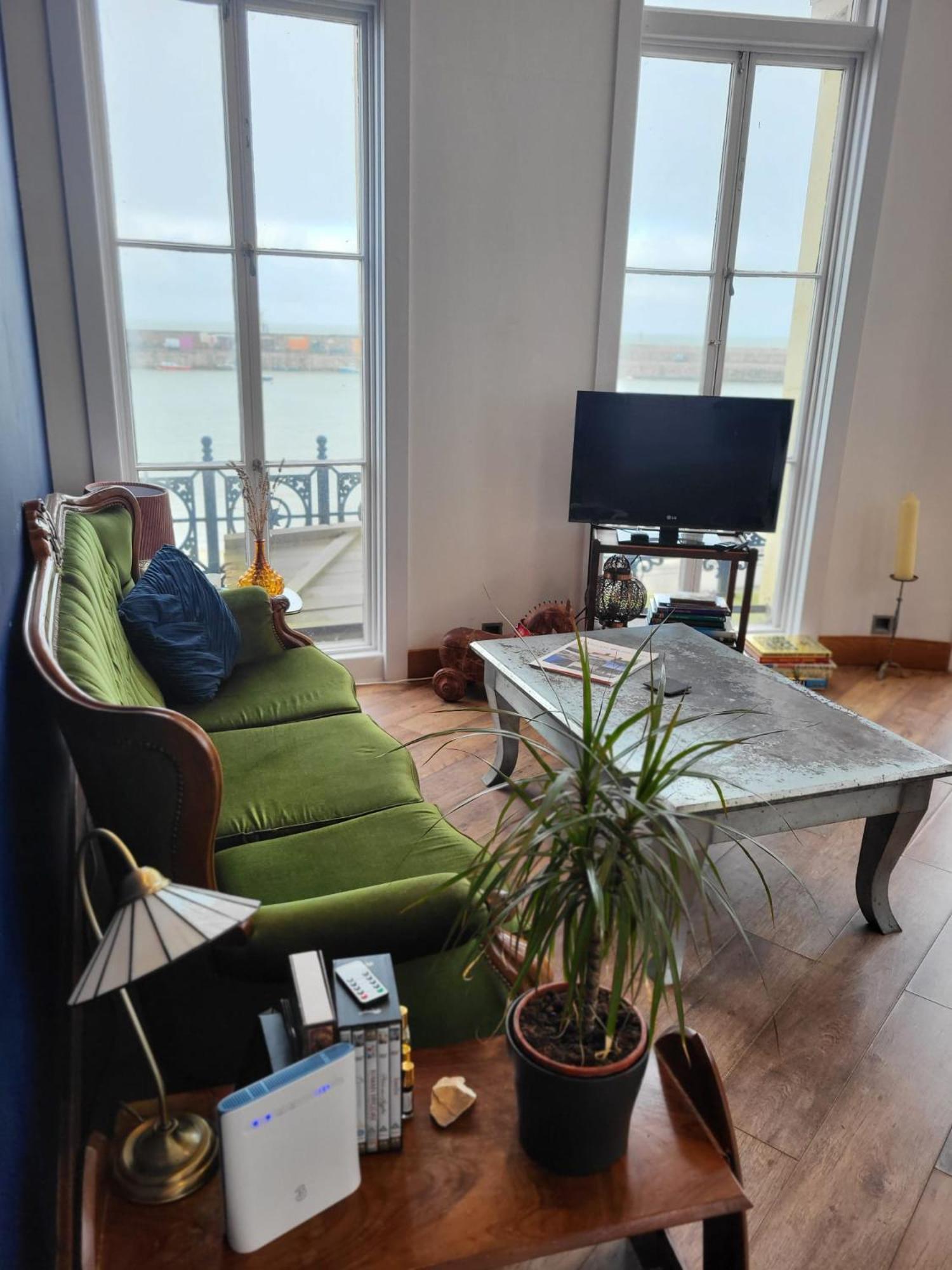 Apartment with Sea View photo 1