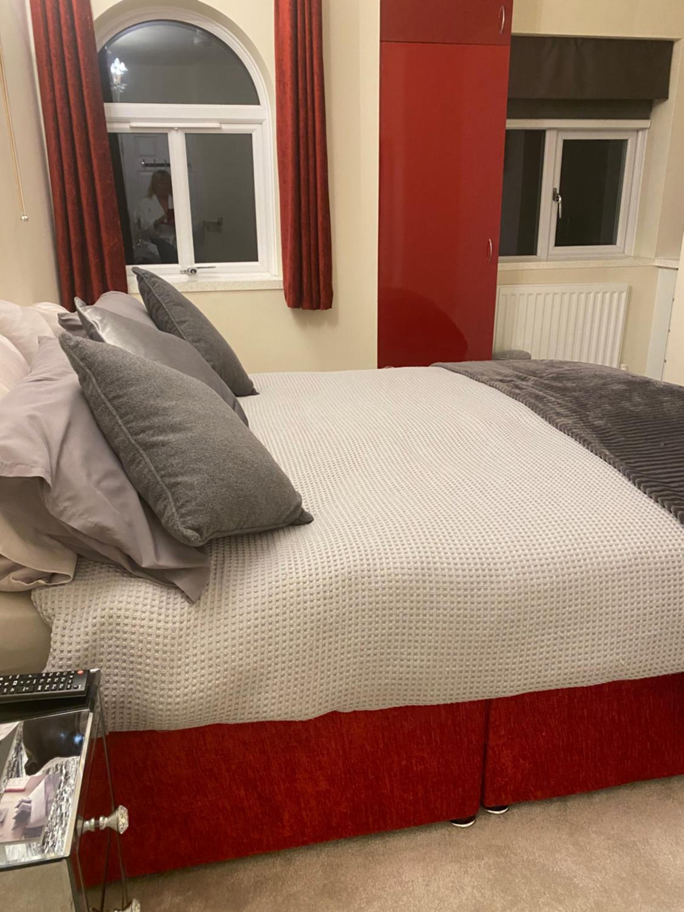 Deluxe King Room photo 1
