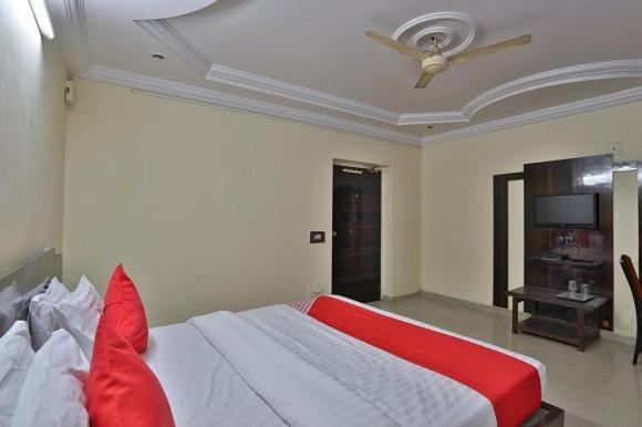 Deluxe Single Room