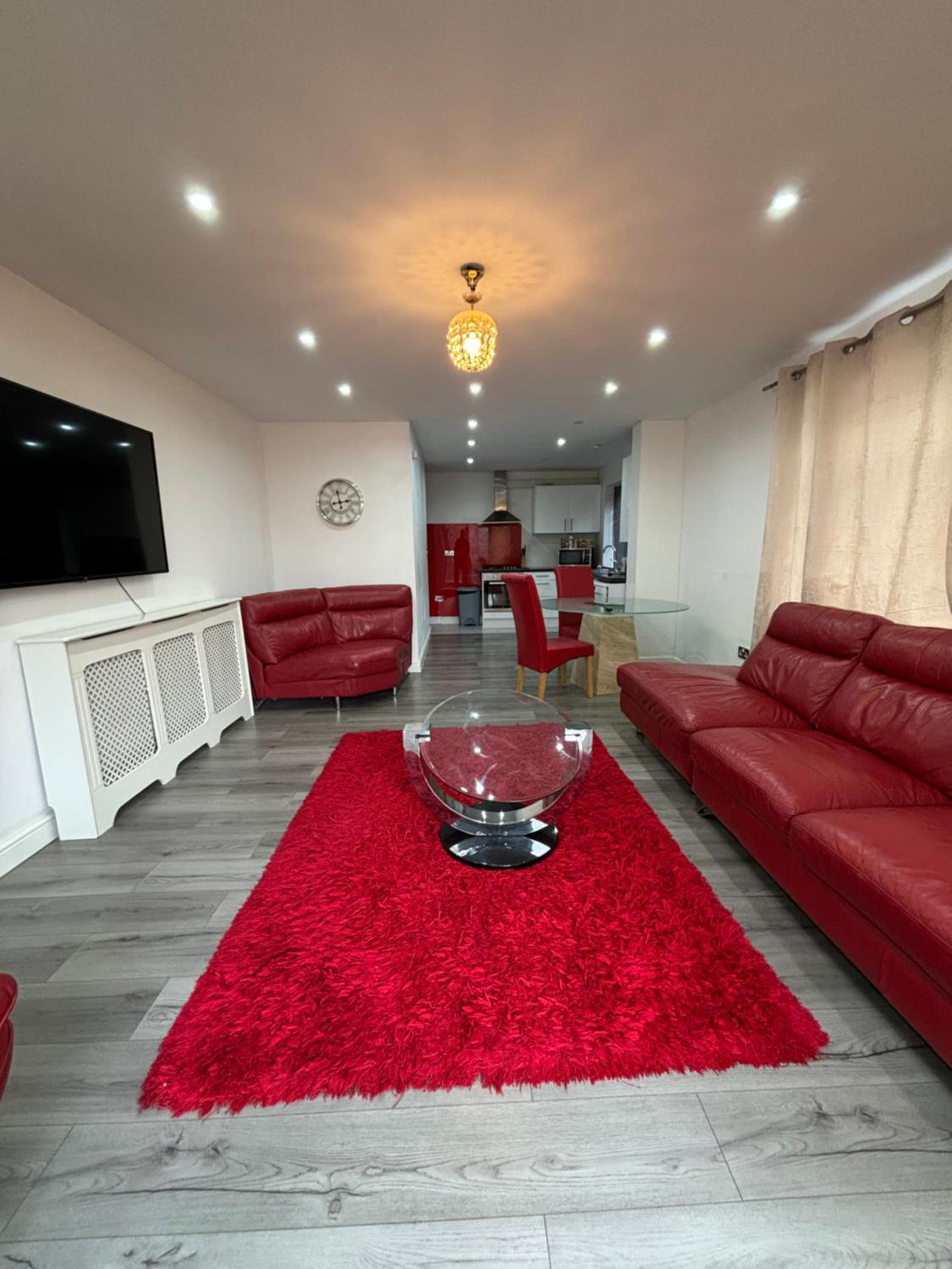 Two-Bedroom House photo 3