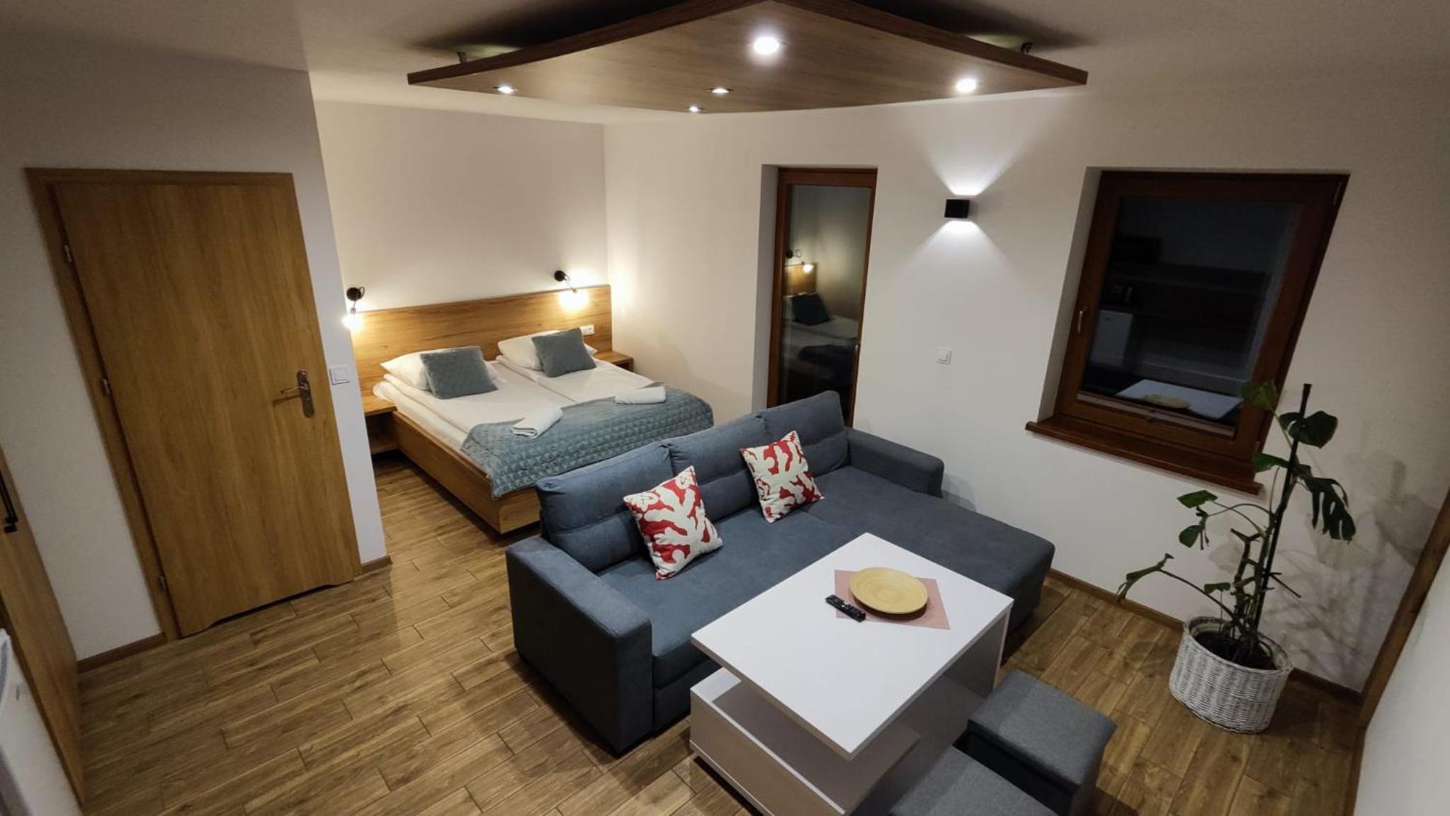 Deluxe Double Room with Balcony photo 1