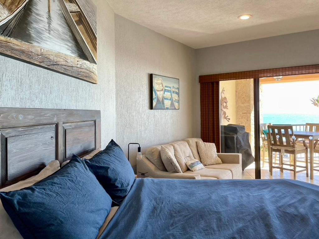 Apartment with Sea View photo 1