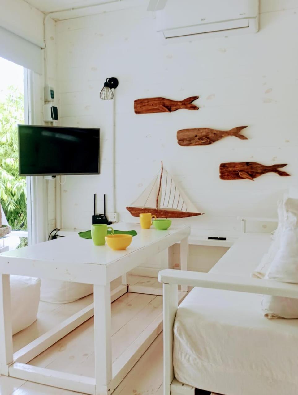 One-Bedroom House photo 2