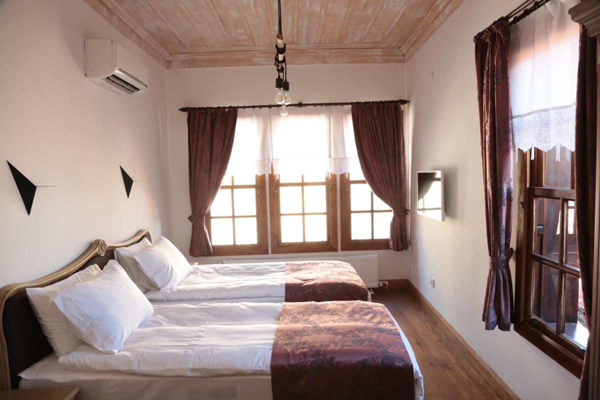 Standard Twin Room photo 1