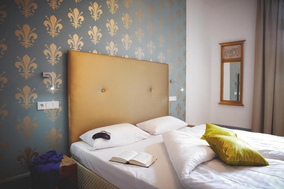 Standard Double Room photo 2