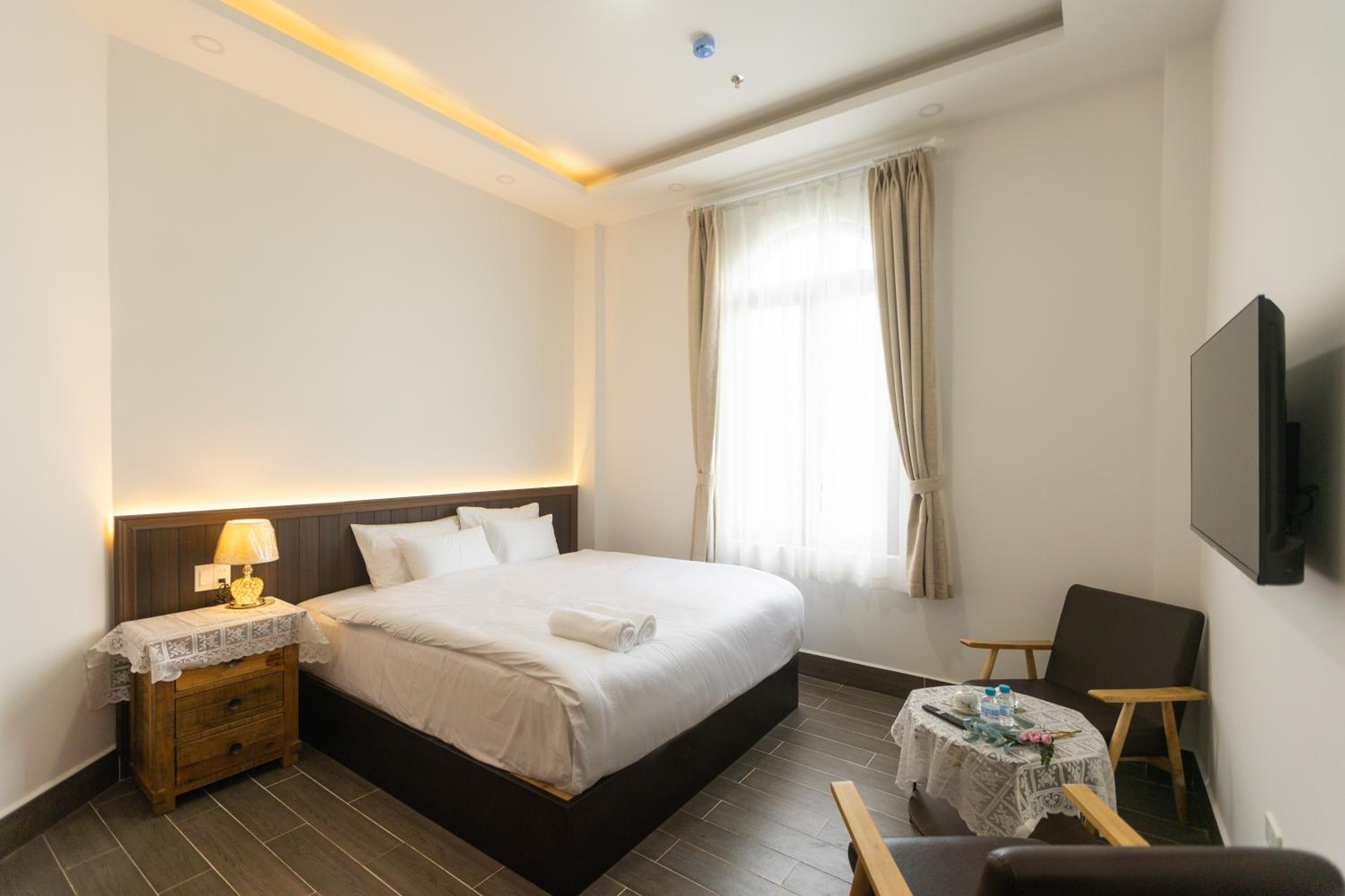 Deluxe King Room photo 3