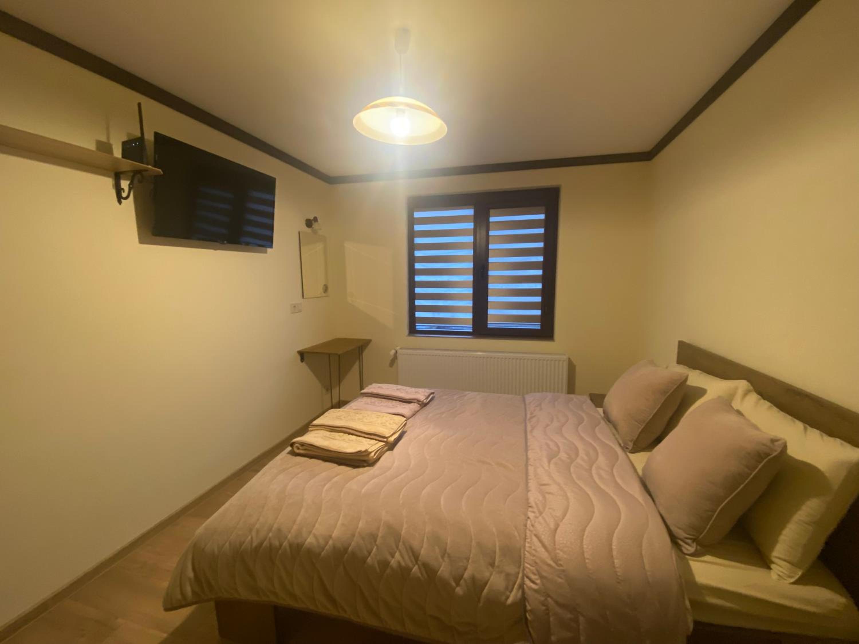 Three-Bedroom House photo 3