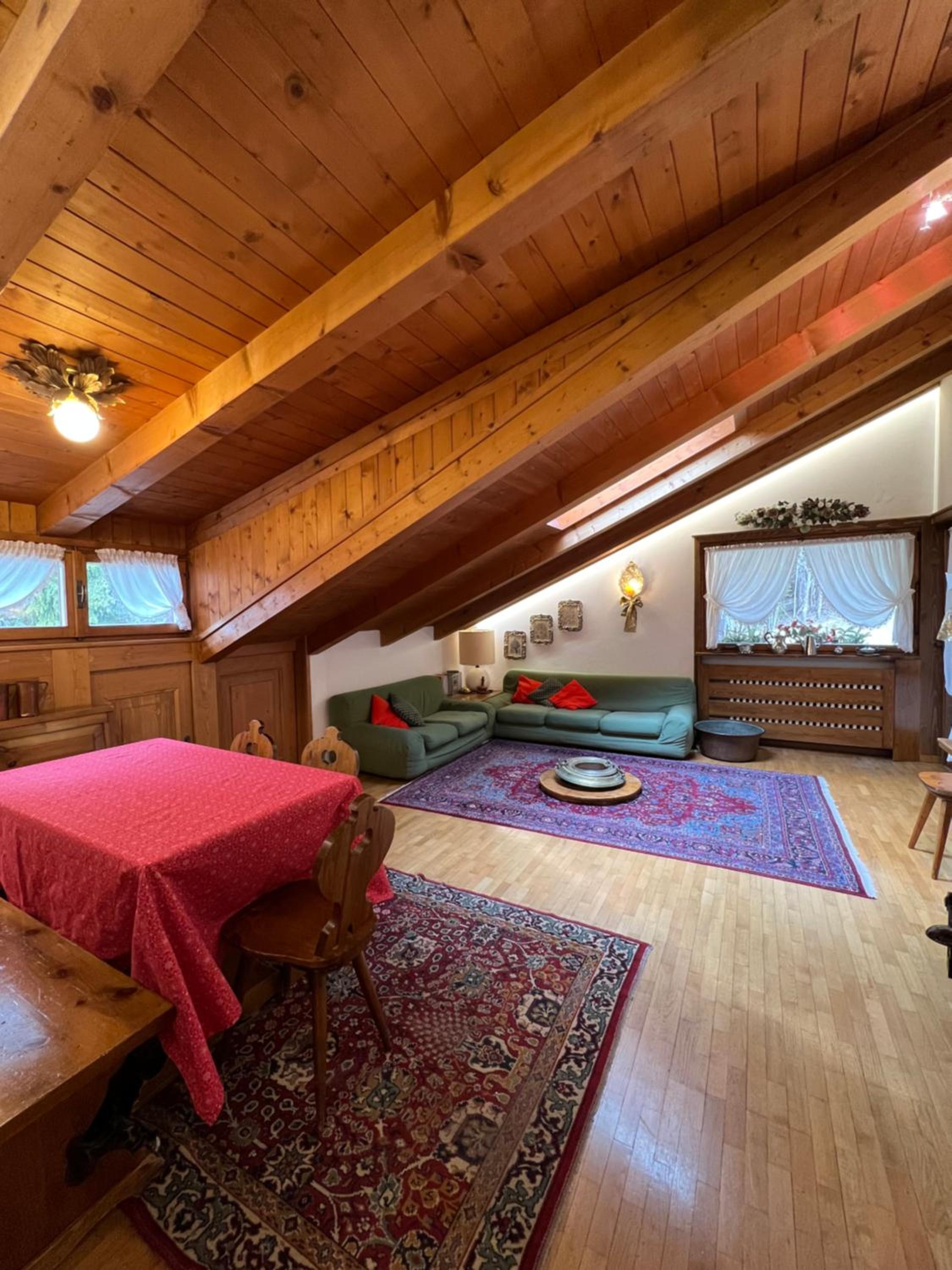Three-Bedroom Apartment photo 1