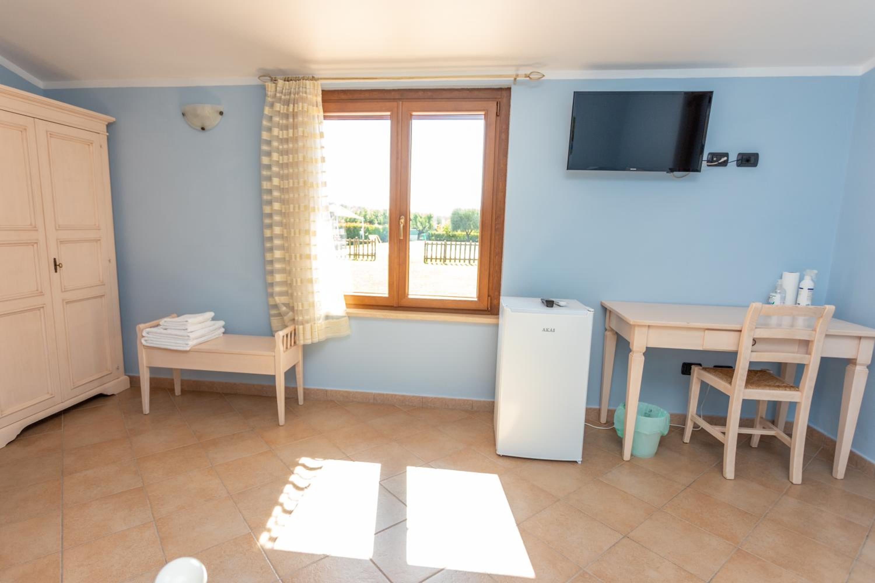 Double Room - Photo 2