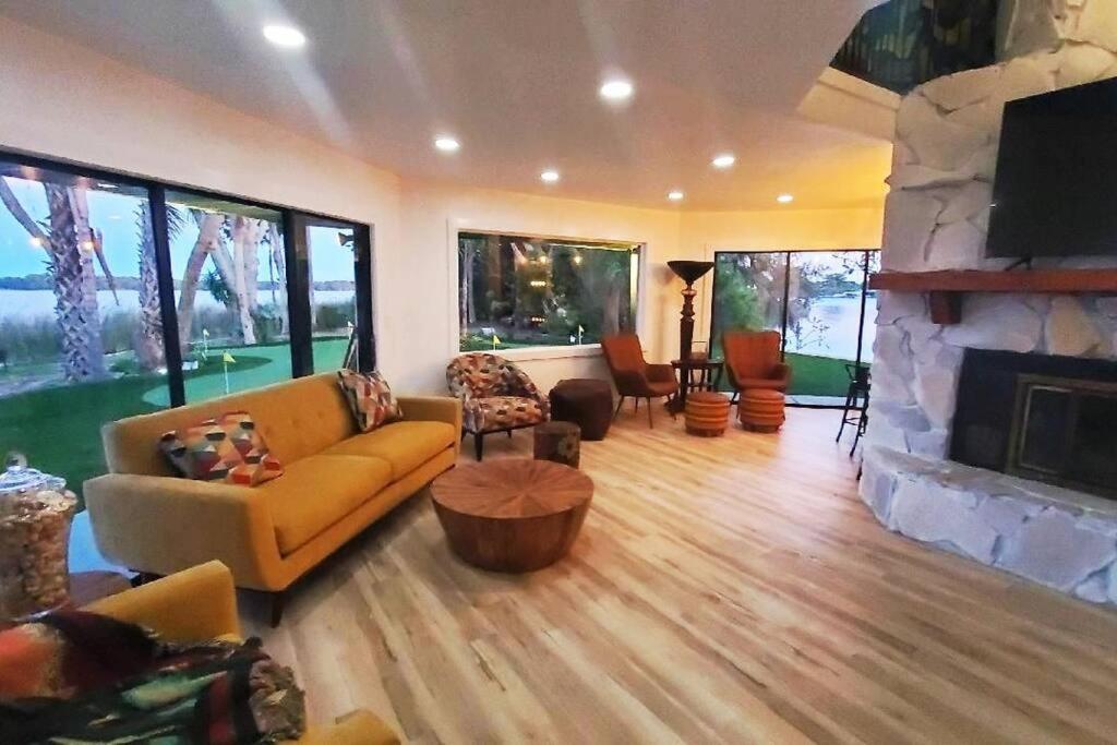 Four-Bedroom House photo 2