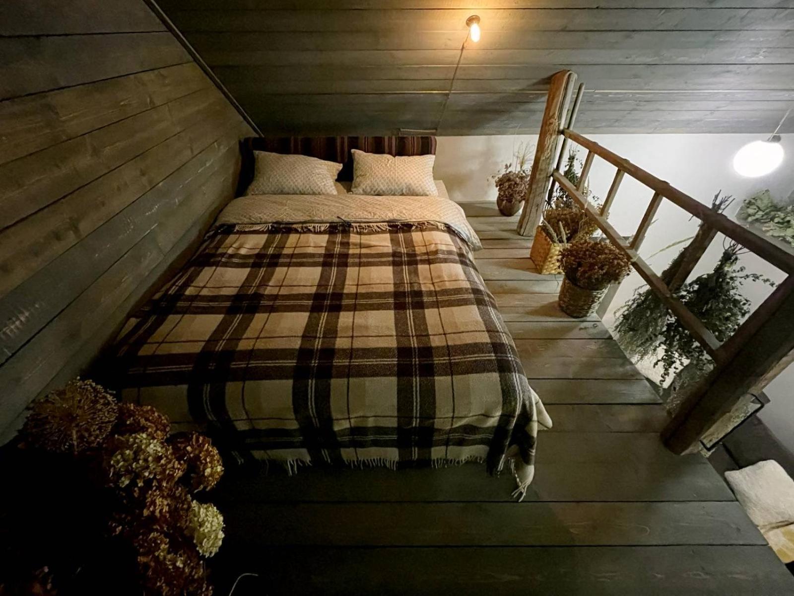 One-Bedroom House photo 1