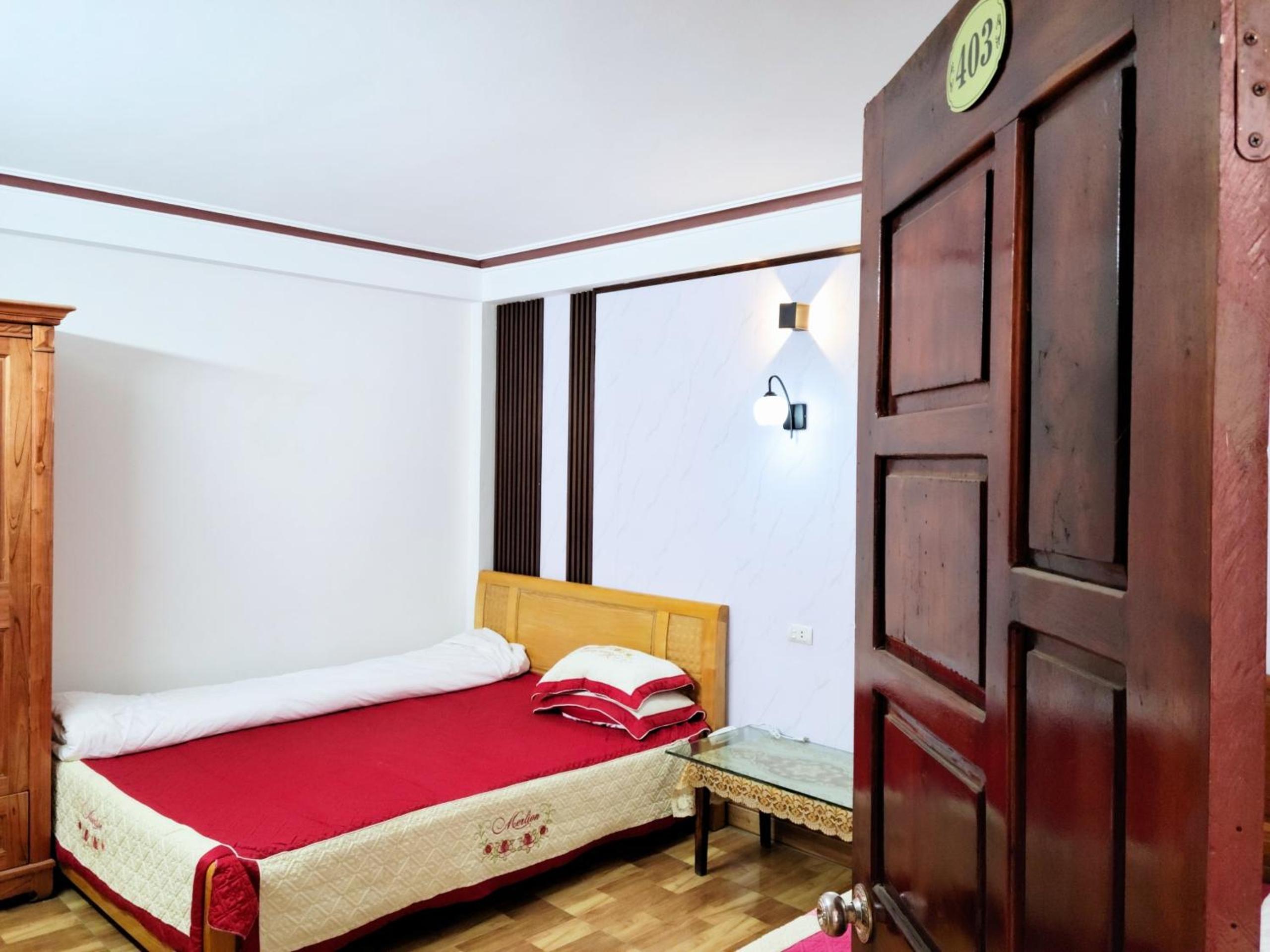 Standard Double or Twin Room - Photo 10