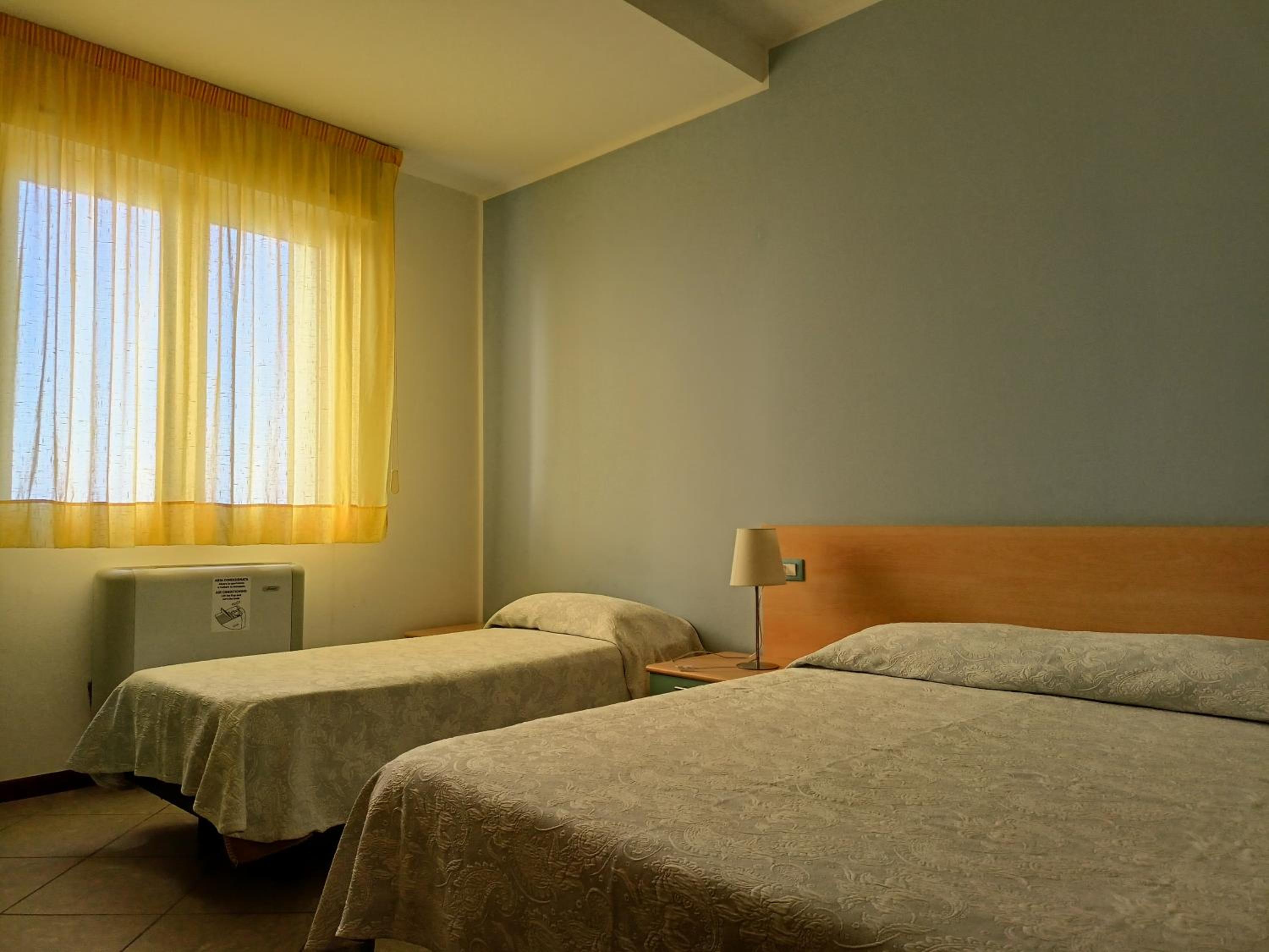 Triple Room - Photo 2
