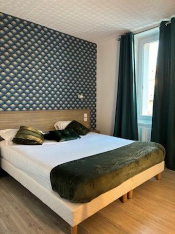 Double Room With Bath photo 1