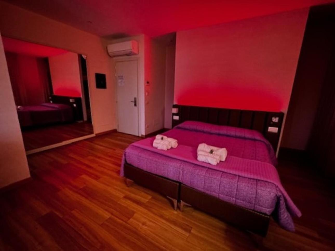 Superior Quadruple Room - Photo 14