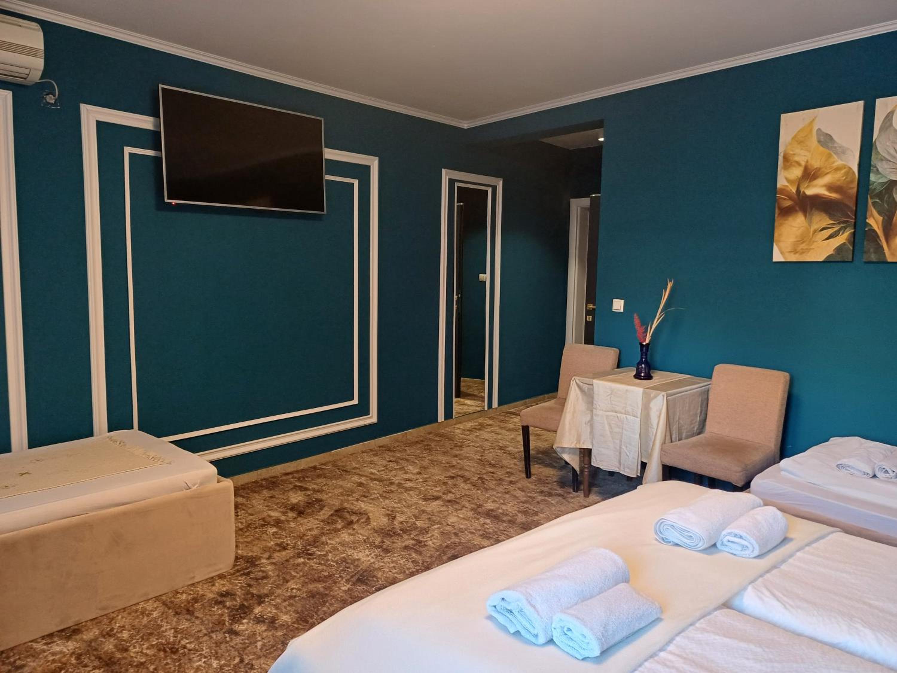 Quadruple Room photo 2
