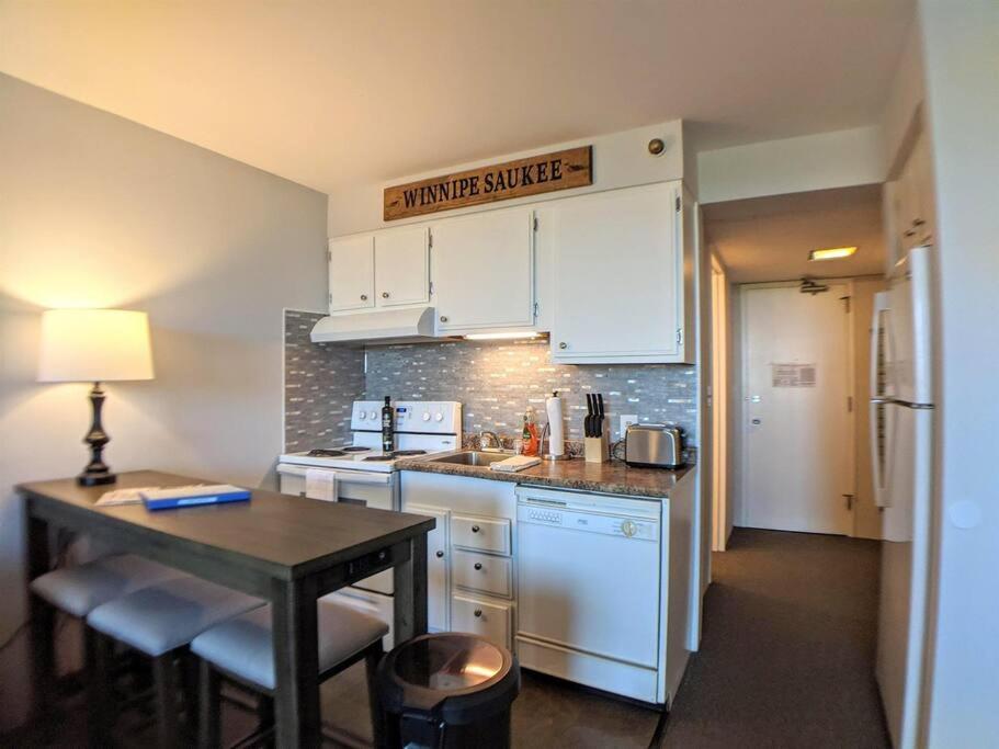 One-Bedroom Apartment photo 2