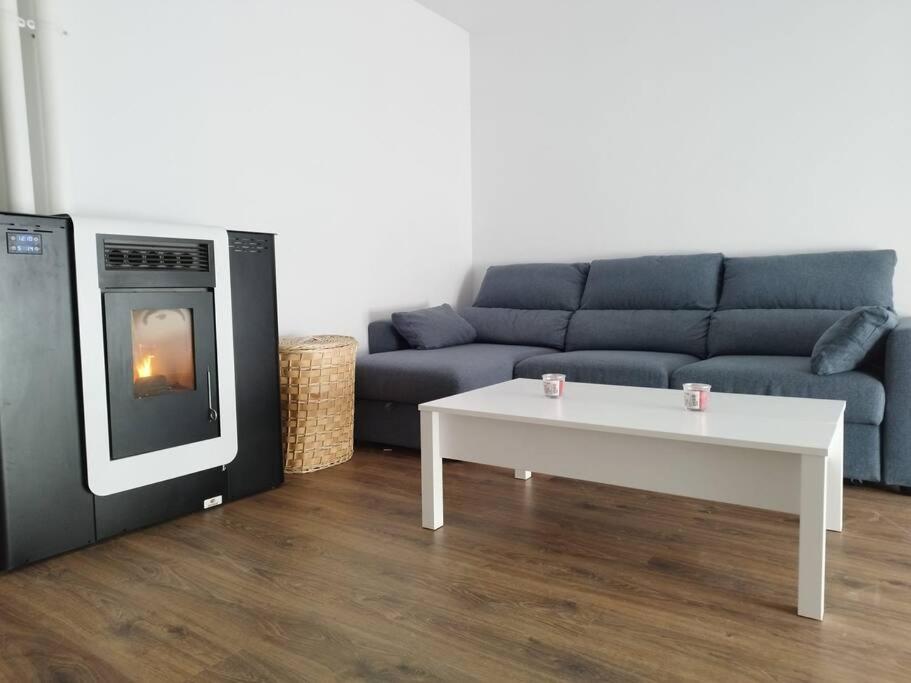 Three-Bedroom House photo 2