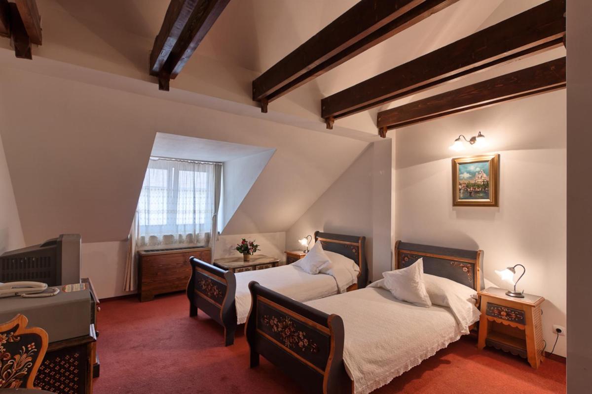 Double or Twin Room photo 1