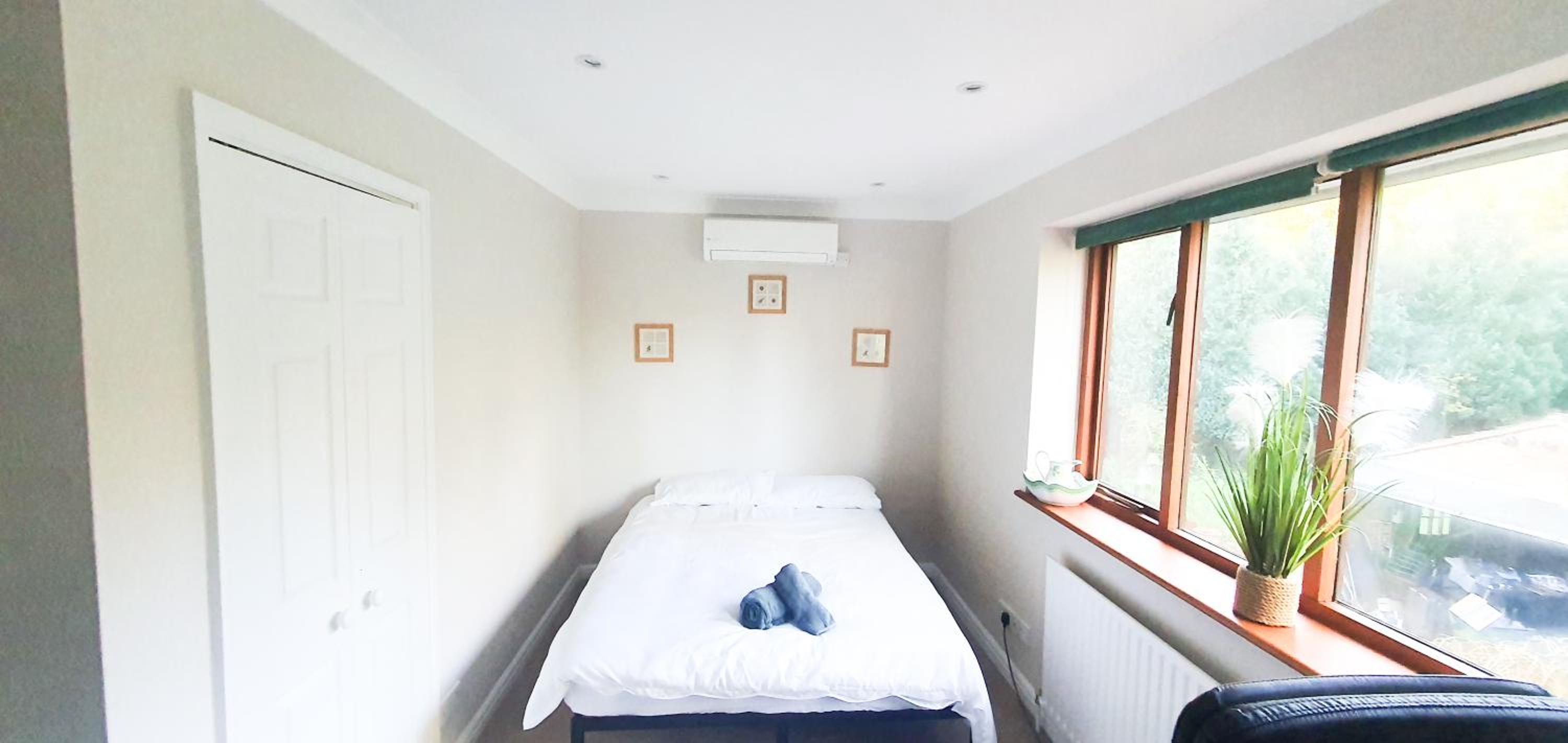 Deluxe Double Room with Bath