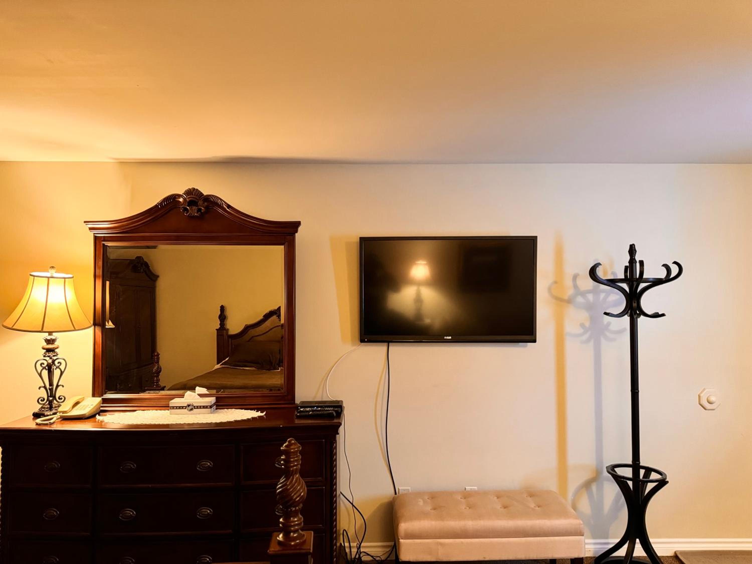 Suite - Photo 4