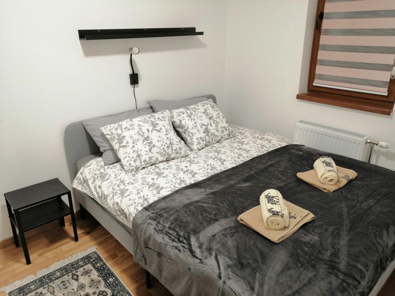 One-Bedroom Apartment photo 2
