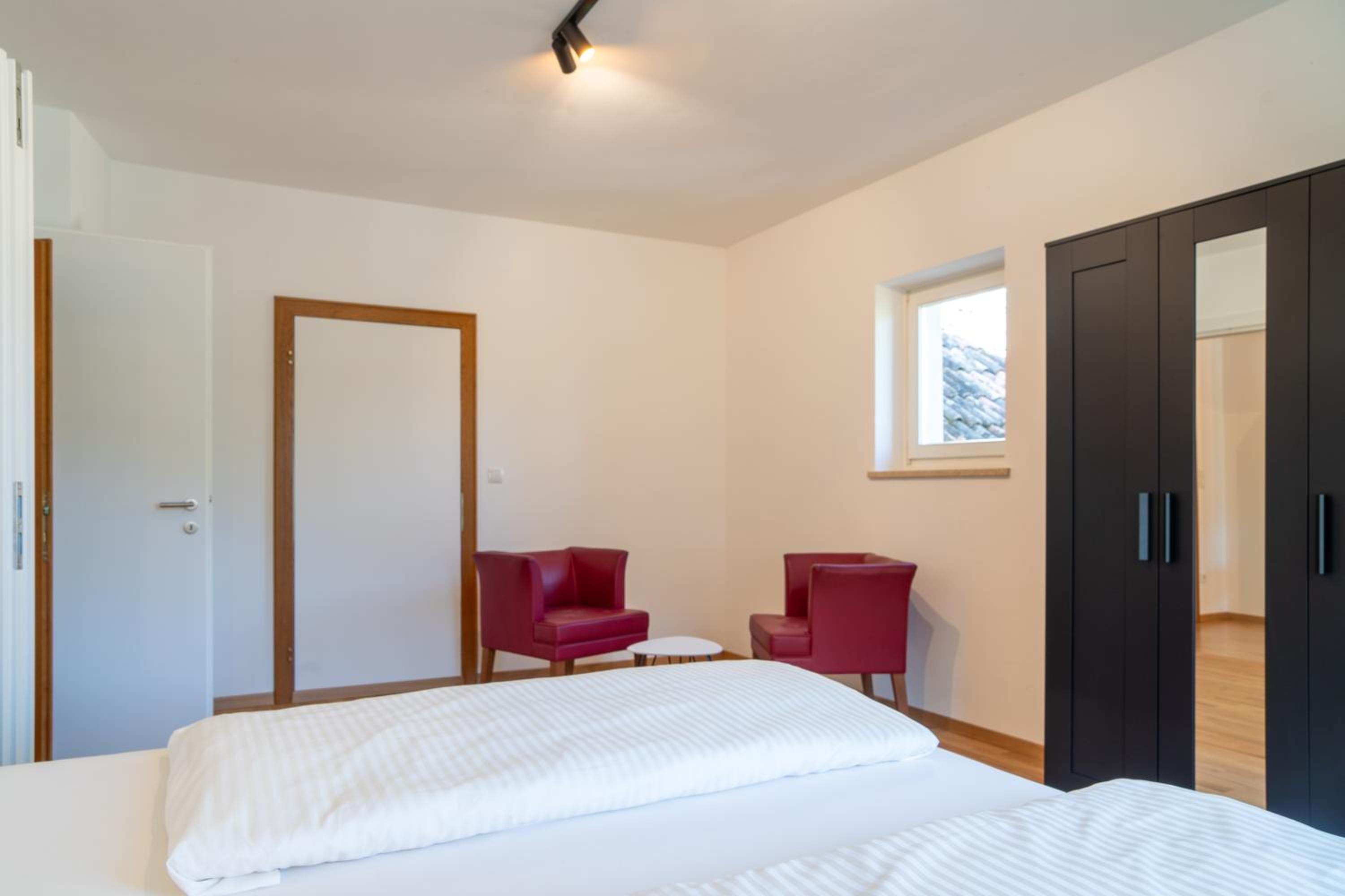 Apartment with Mountain View photo 2