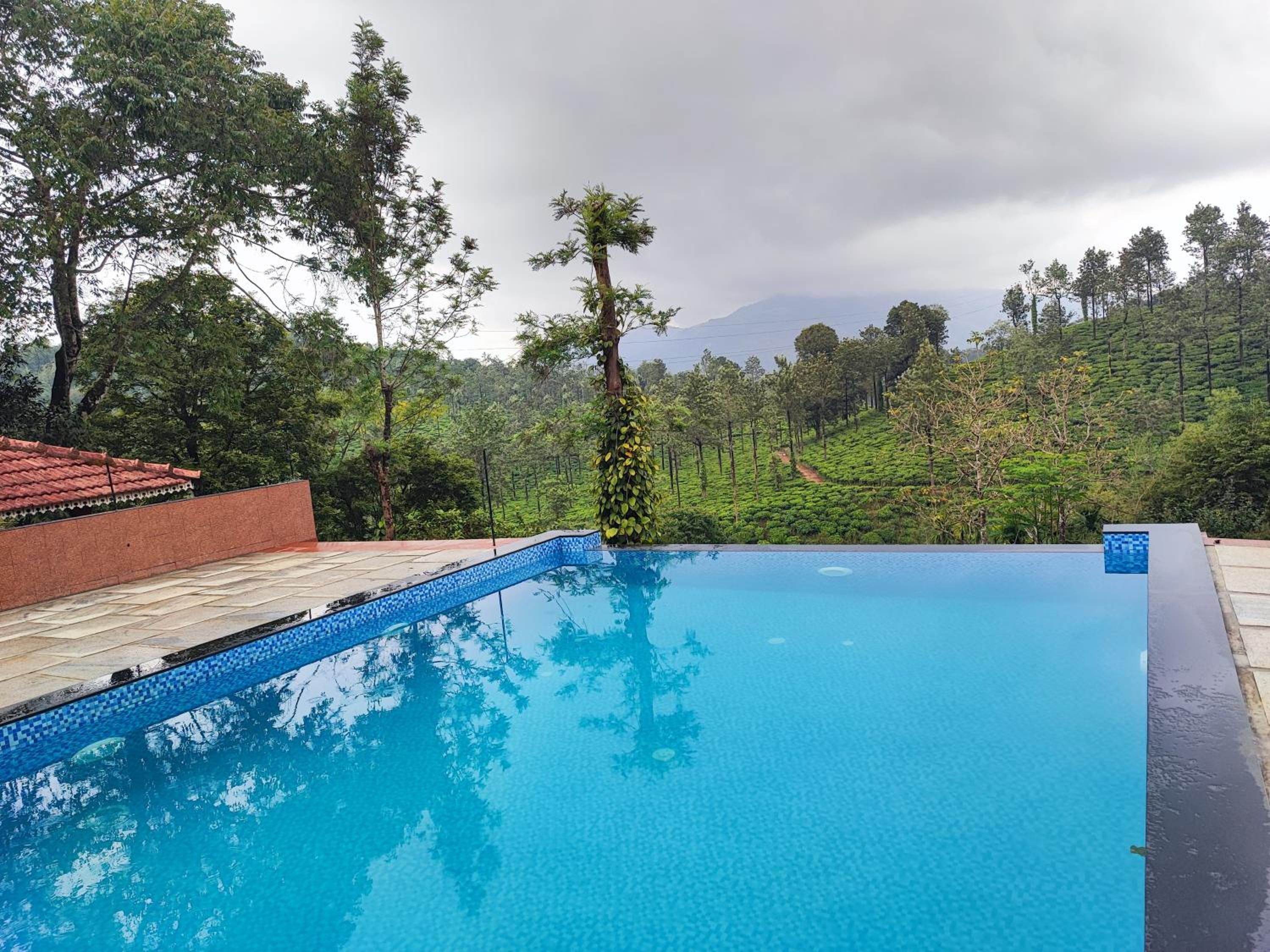 Two-Bedroom Villa - Photo 17